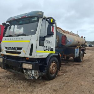 CAMIÓN ALJIBE IVECO EUROCARGO 180 E 25 - 2013