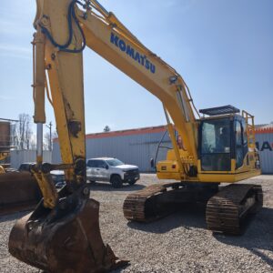 FOTO DE EXCAVADORA KOMATSU PC 200LC-8 - 2018