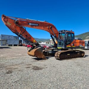 FOTO DE EXCAVADORA DOOSAN DX260 LCA - 2020