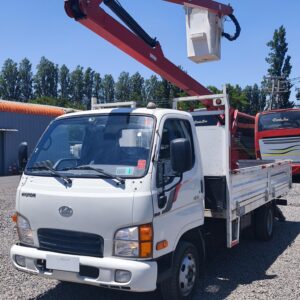FOITO DE CAMION LEVANTA HOMBRE HYUNDAI HD35-LWB2.5 - 2020