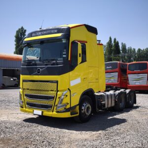 FOTO DE TRACTOCAMIÓN VOLVO FH500 - 2025