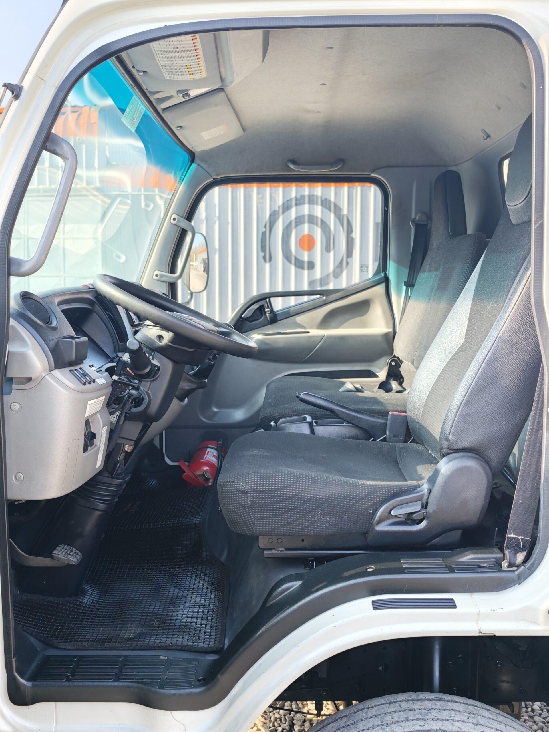 CAMIÓN MITSUBISHI FUSO CANTER 815 - 2020 - Imagen 9