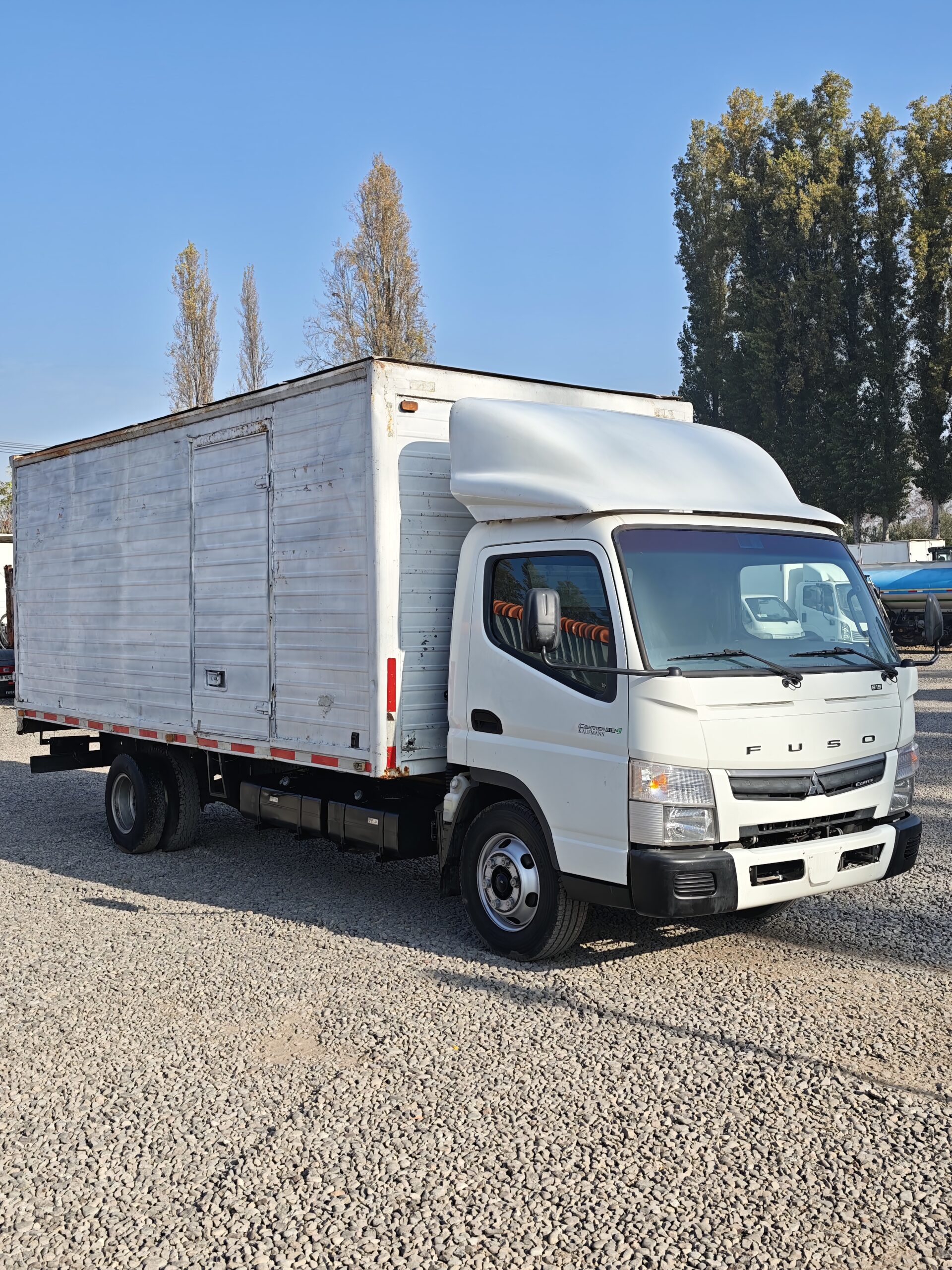 CAMIÓN MITSUBISHI FUSO CANTER 815 - 2020 - Imagen 7