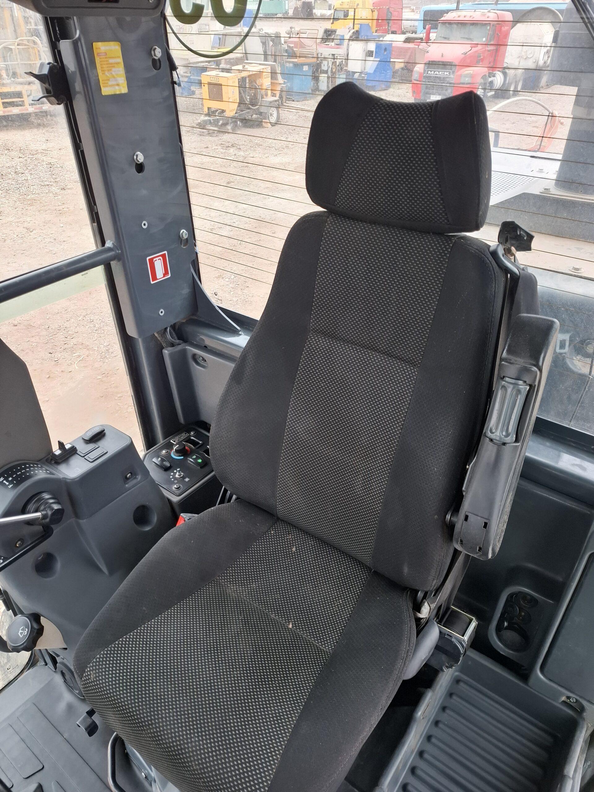 MOTONIVELADORA JOHN DEERE 770G - 2023 - Imagen 10