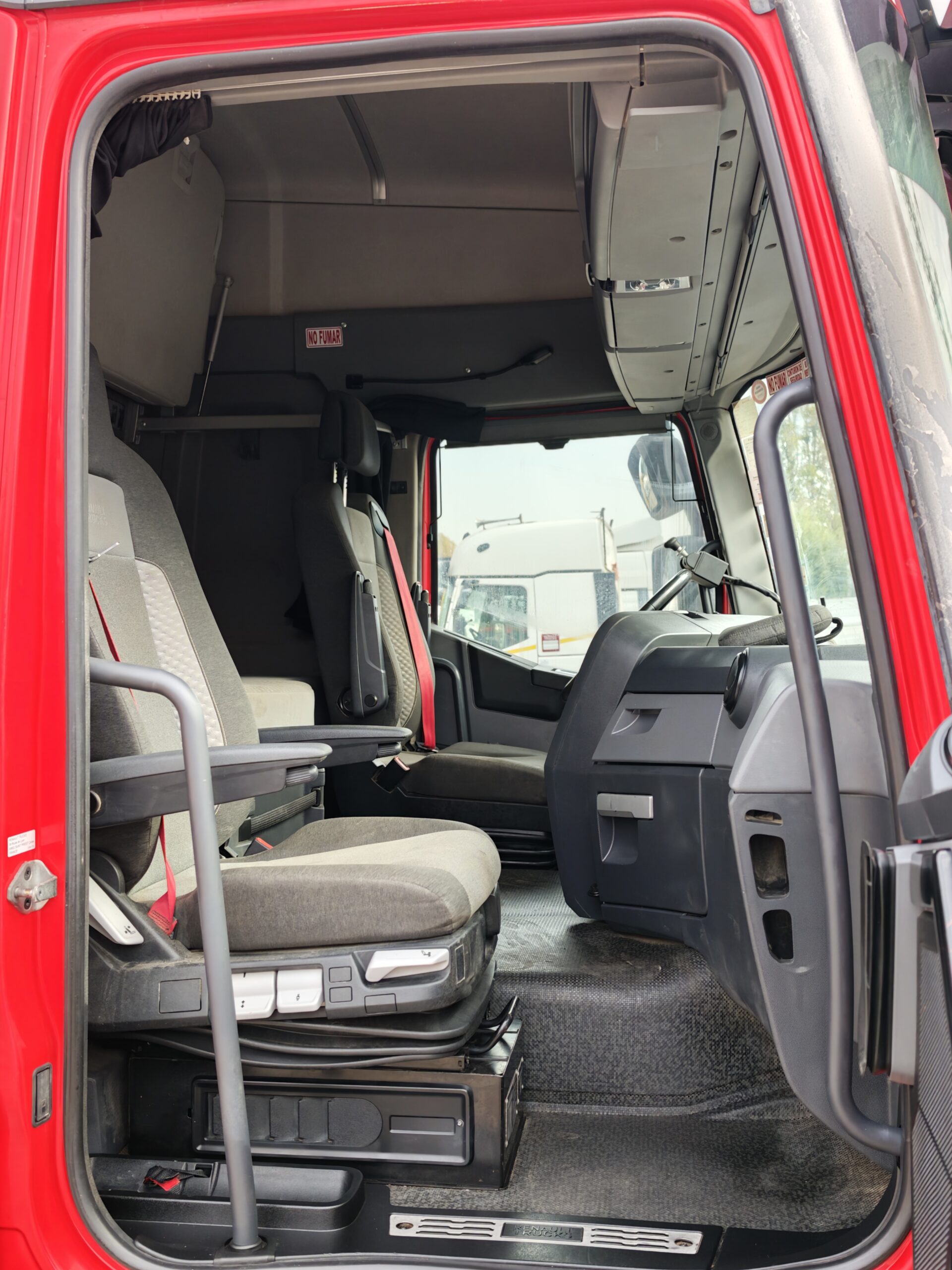 TRACTOCAMIÓN RENAULT C520 - 2022 - Imagen 17