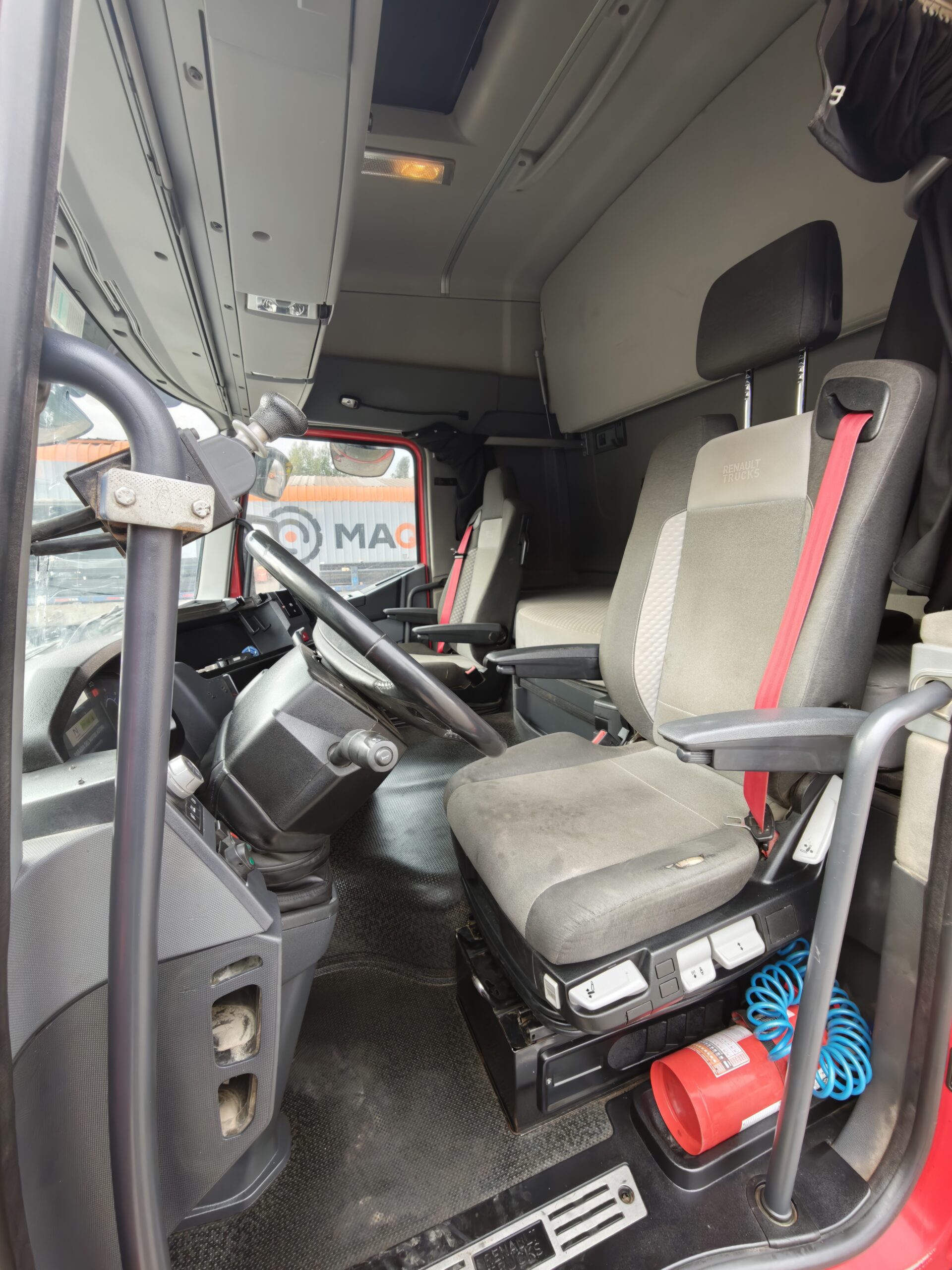 TRACTOCAMIÓN RENAULT C520 - 2022 - Imagen 10