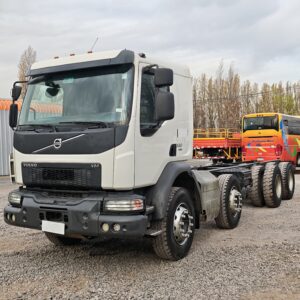 FOTO DE CAMIÓN VOLVO VM 330 - 2021