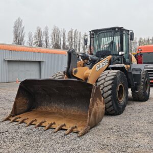 FOTO DE CARGADOR FRONTAL CASE 821G - 2020