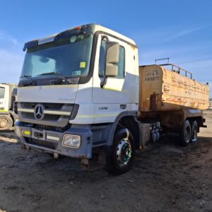 FOTO DE CAMIÓN ALJIBE MERCEDES BENZ ACTROS 3336