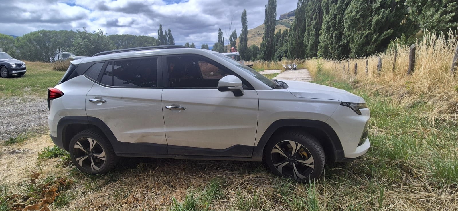 AUTOMÓVIL JAC JS4 1.6 - 2022 - Imagen 2