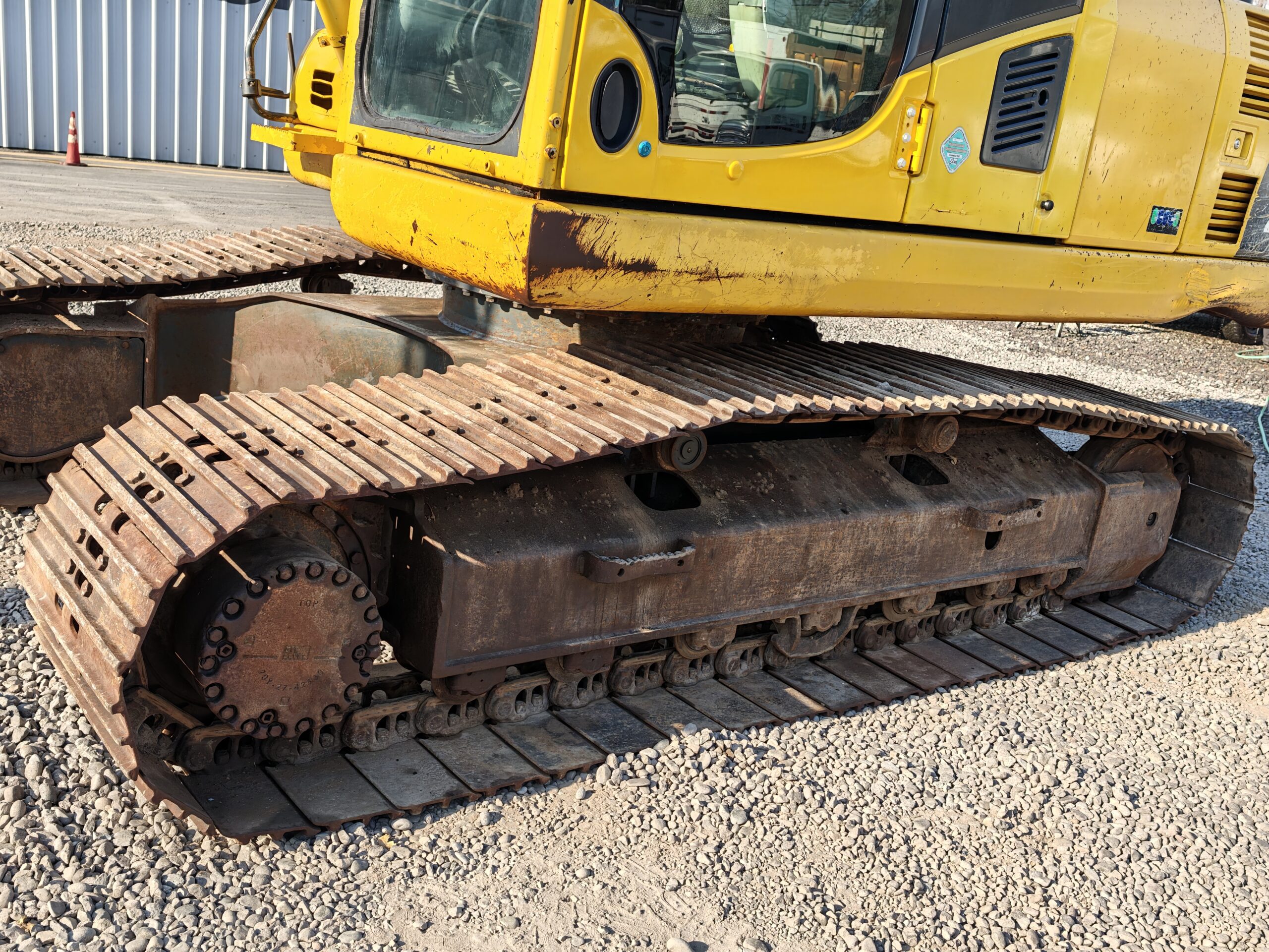 EXCAVADORA KOMATSU PC200_8 - 2011 - Imagen 18