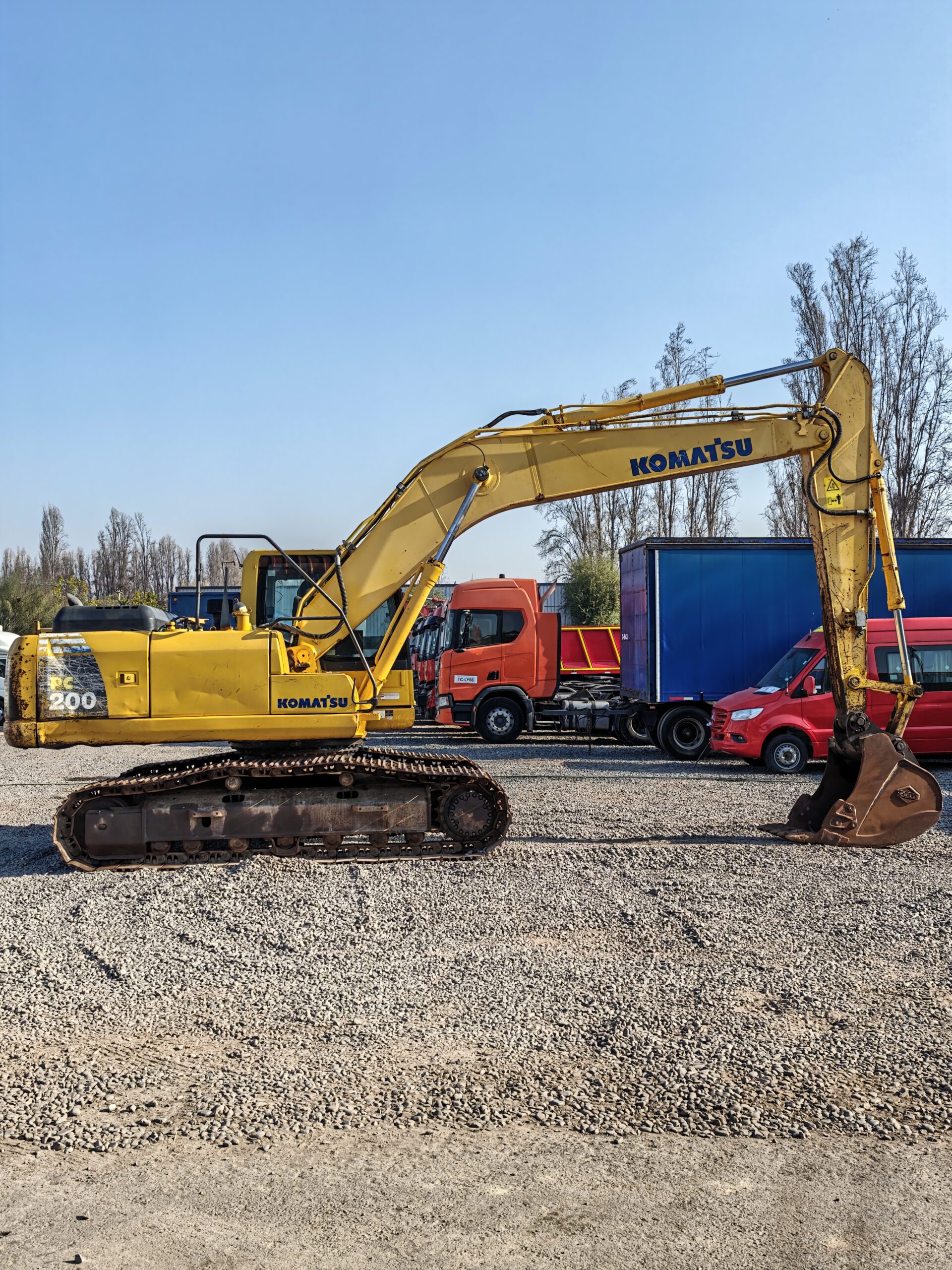 EXCAVADORA KOMATSU PC200_8 - 2011 - Imagen 6