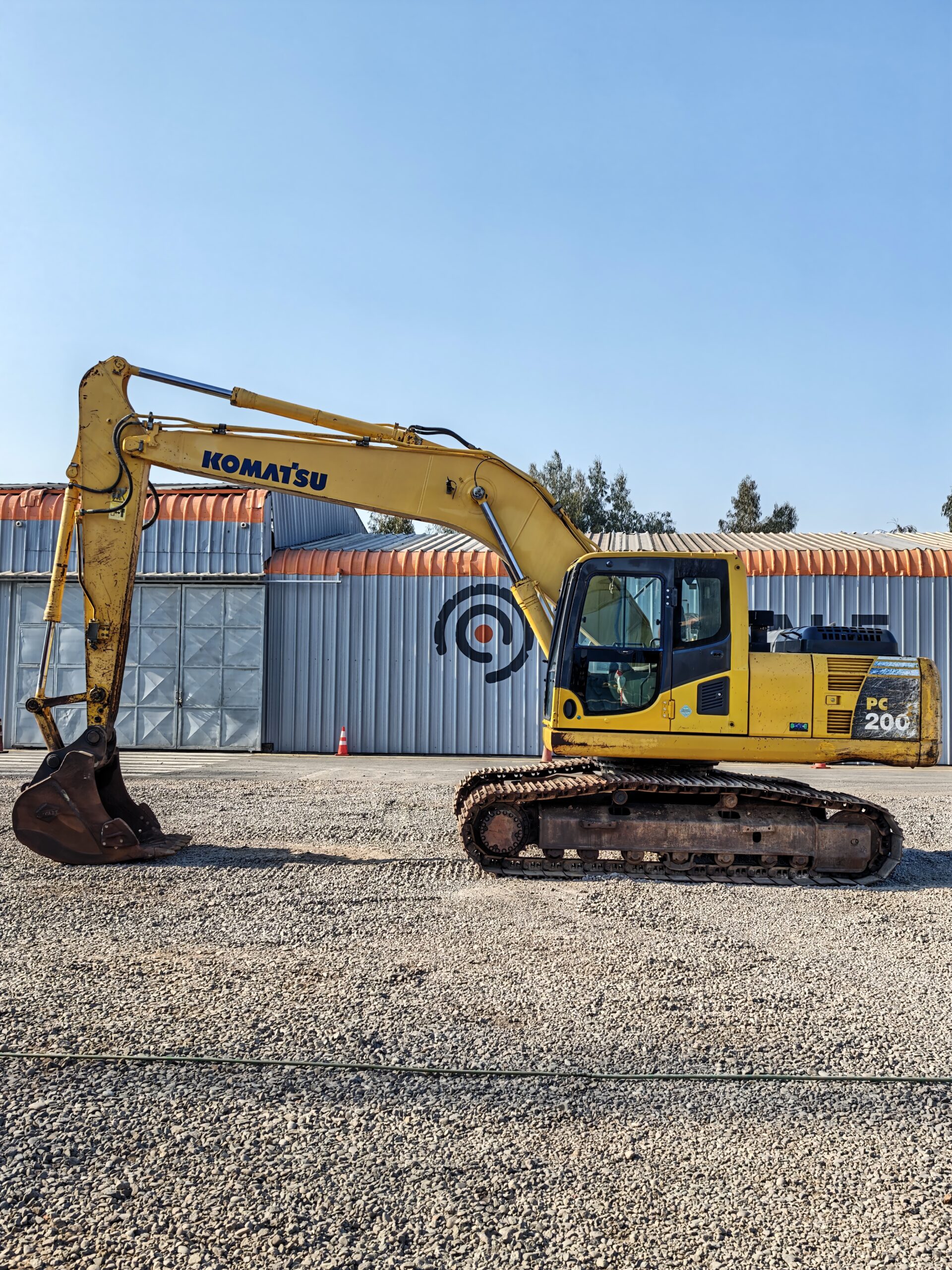 EXCAVADORA KOMATSU PC200_8 - 2011 - Imagen 2