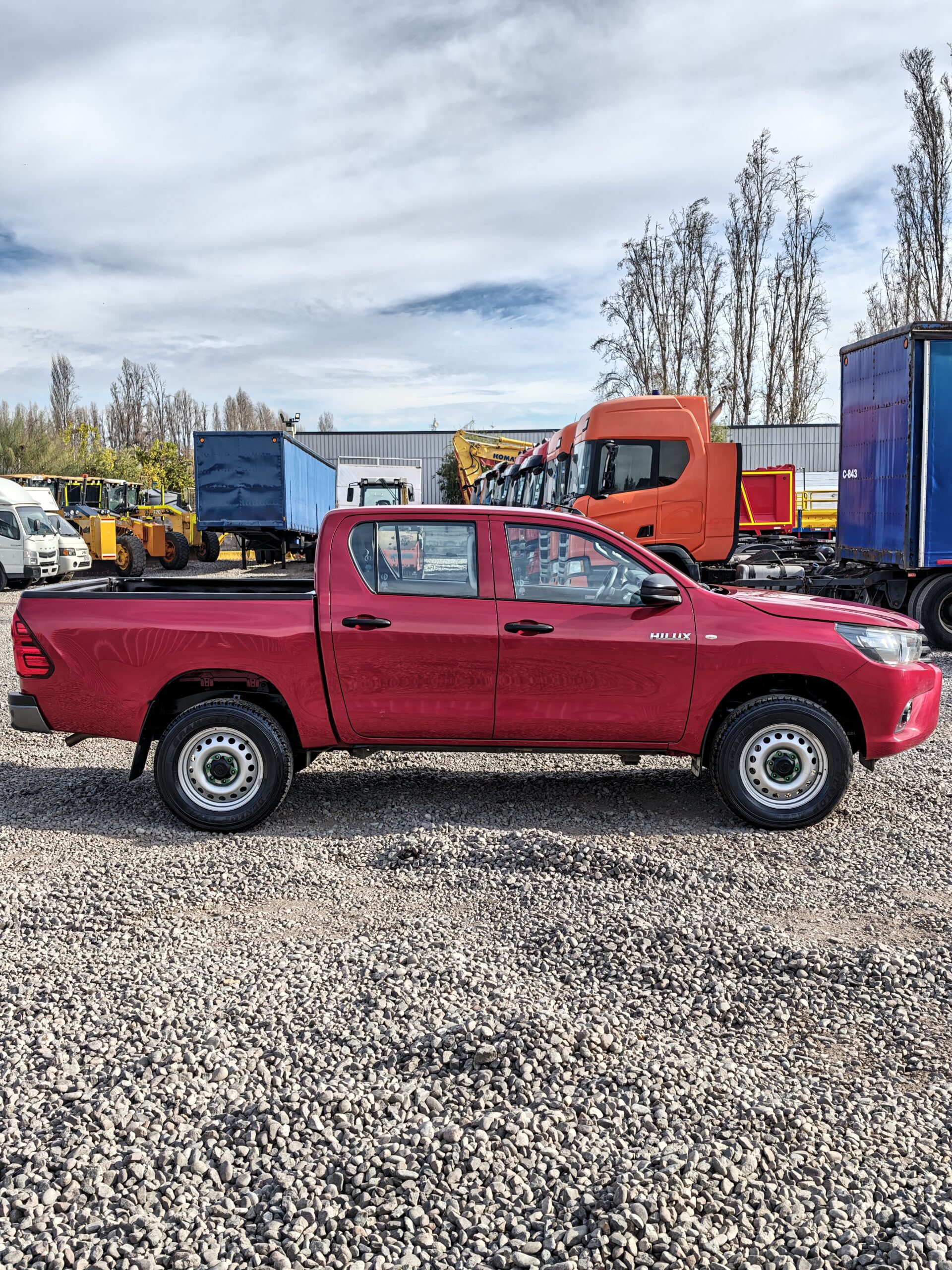 CAMIONETA TOYOTA HILUX DX- 2024 - Imagen 6