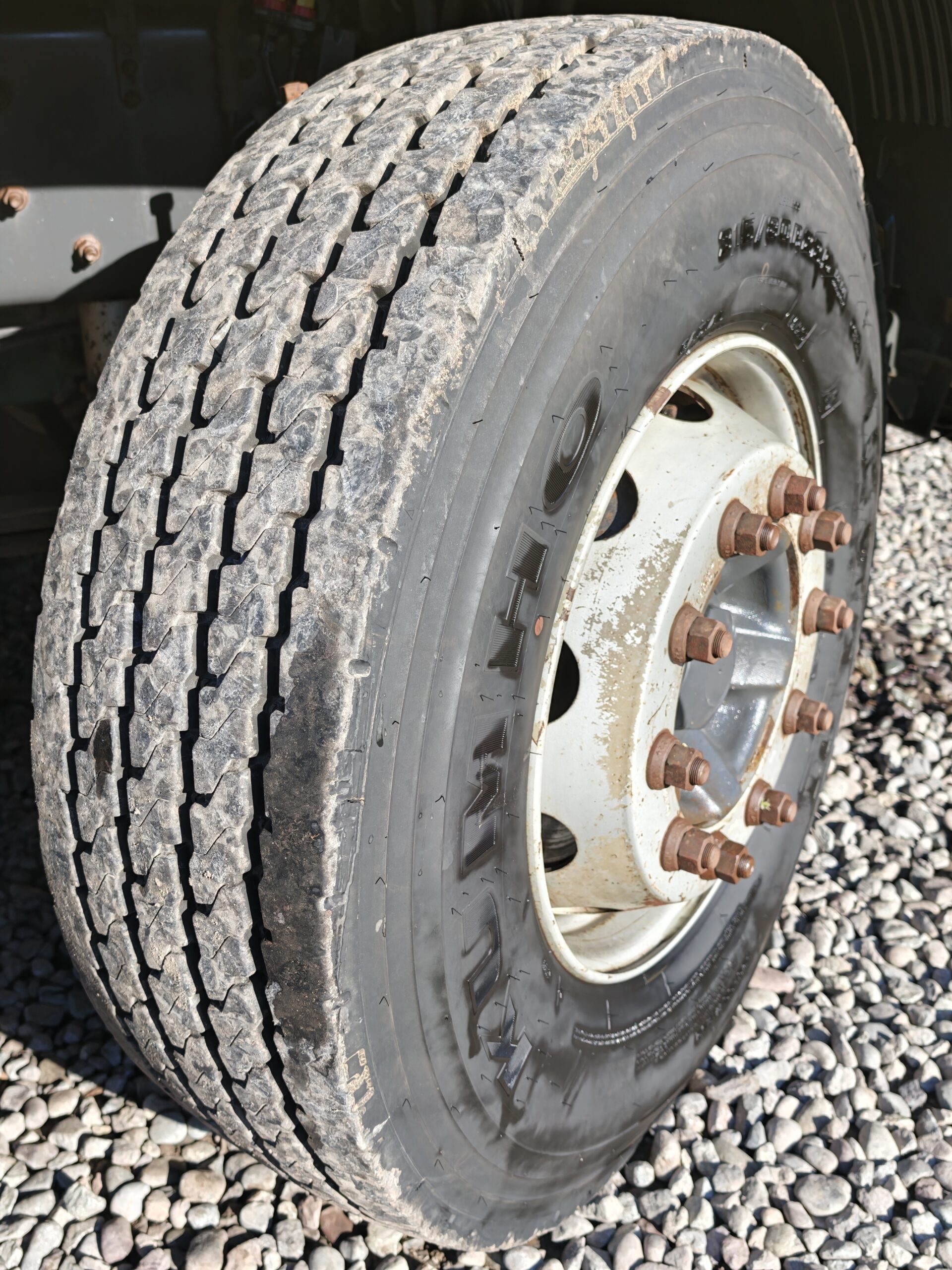 TRACTOCAMIÓN VOLVO FH500 - 2016 - Imagen 23