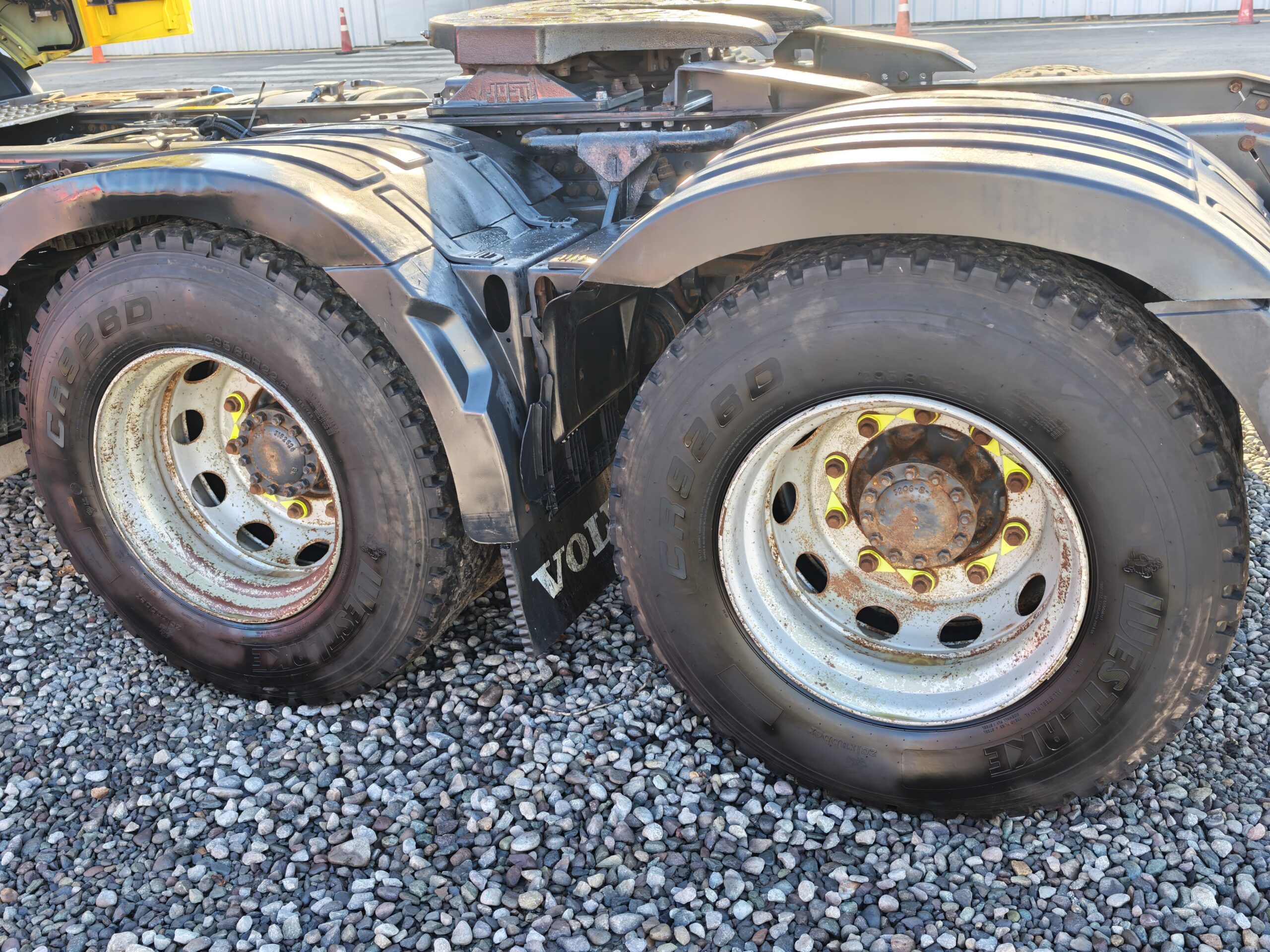 TRACTOCAMIÓN VOLVO FH500 - 2016 - Imagen 21