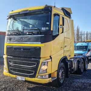 FOTO DE TRACTOCAMIÓN VOLVO FH500 - 2016