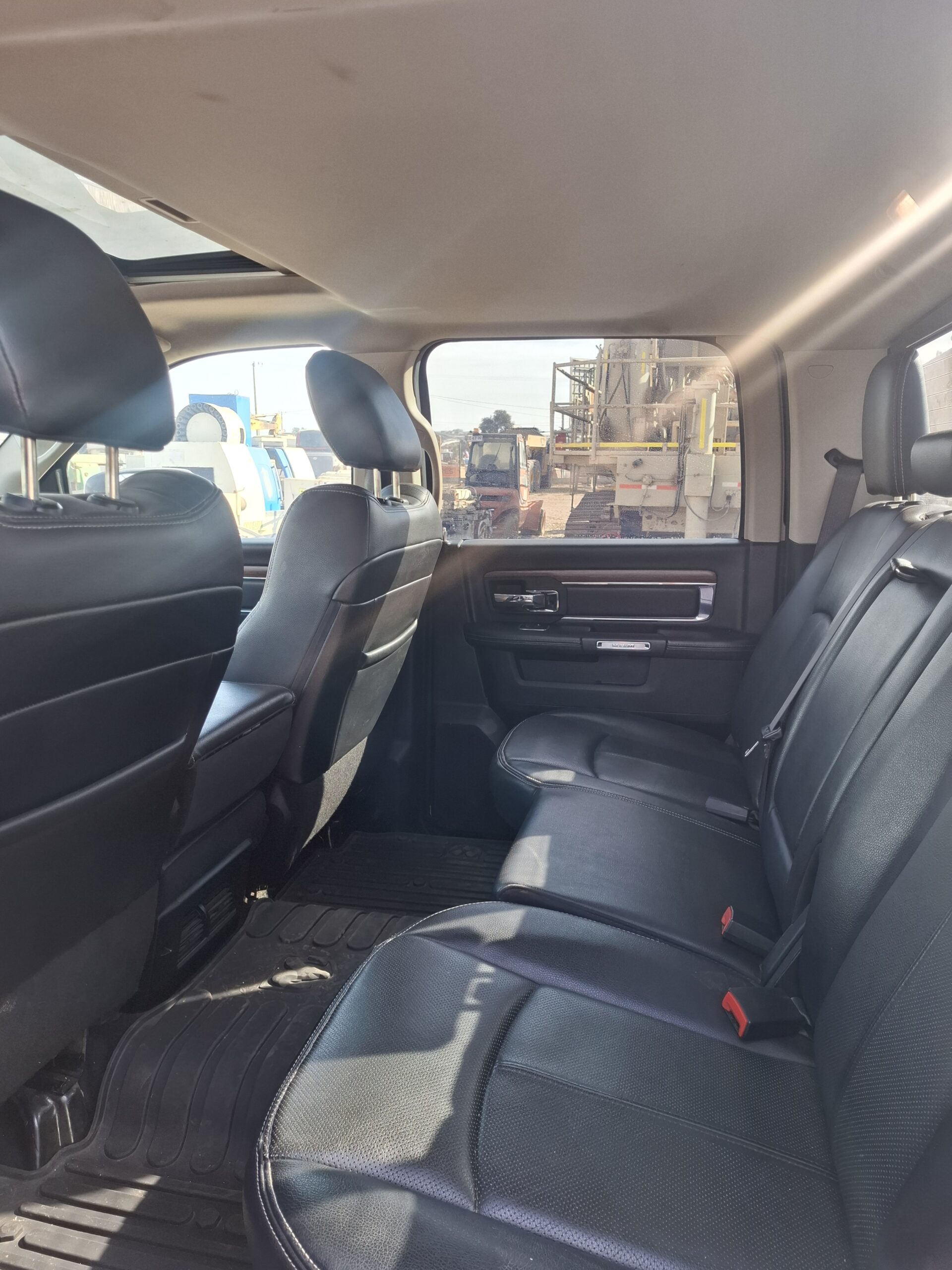 CAMIONETA RAM 1500 LARAMIE - 2020 - Imagen 19