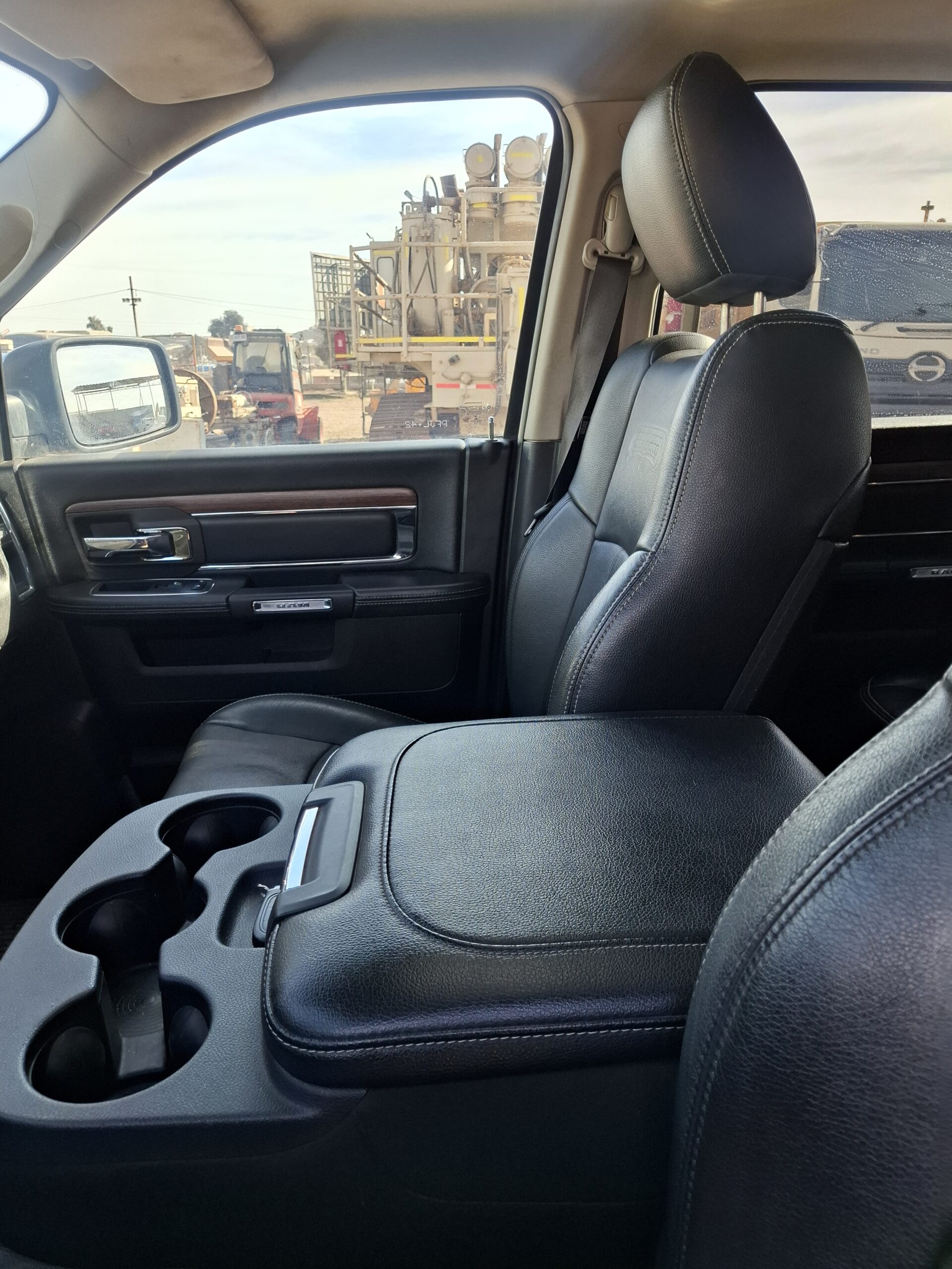 CAMIONETA RAM 1500 LARAMIE - 2020 - Imagen 12