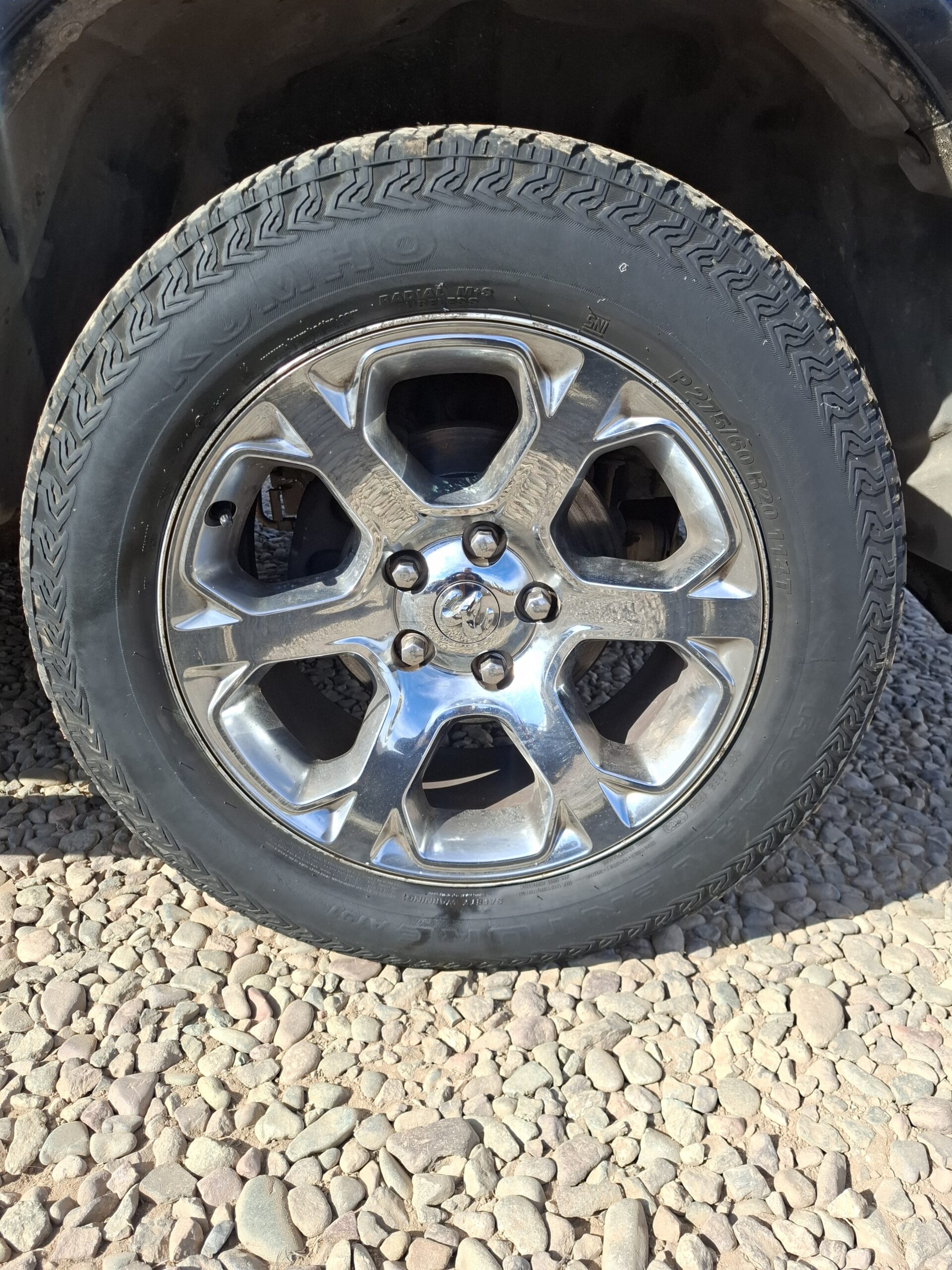 CAMIONETA RAM 1500 LARAMIE - 2020 - Imagen 26