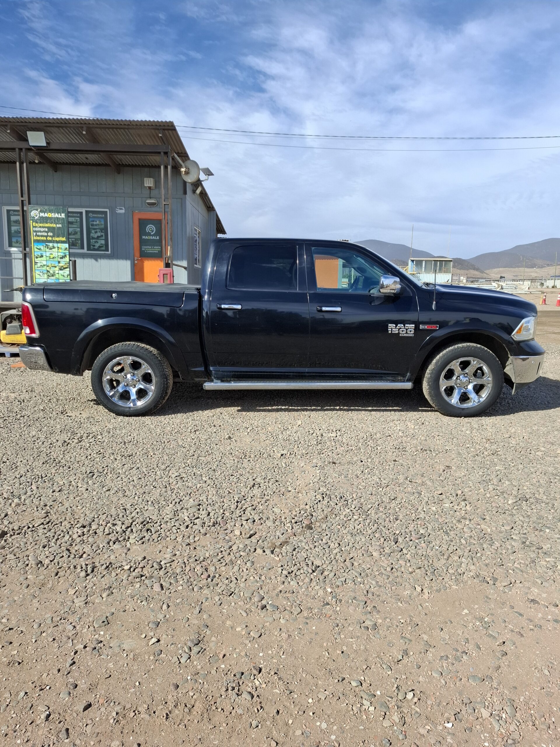 CAMIONETA RAM 1500 LARAMIE - 2020 - Imagen 6