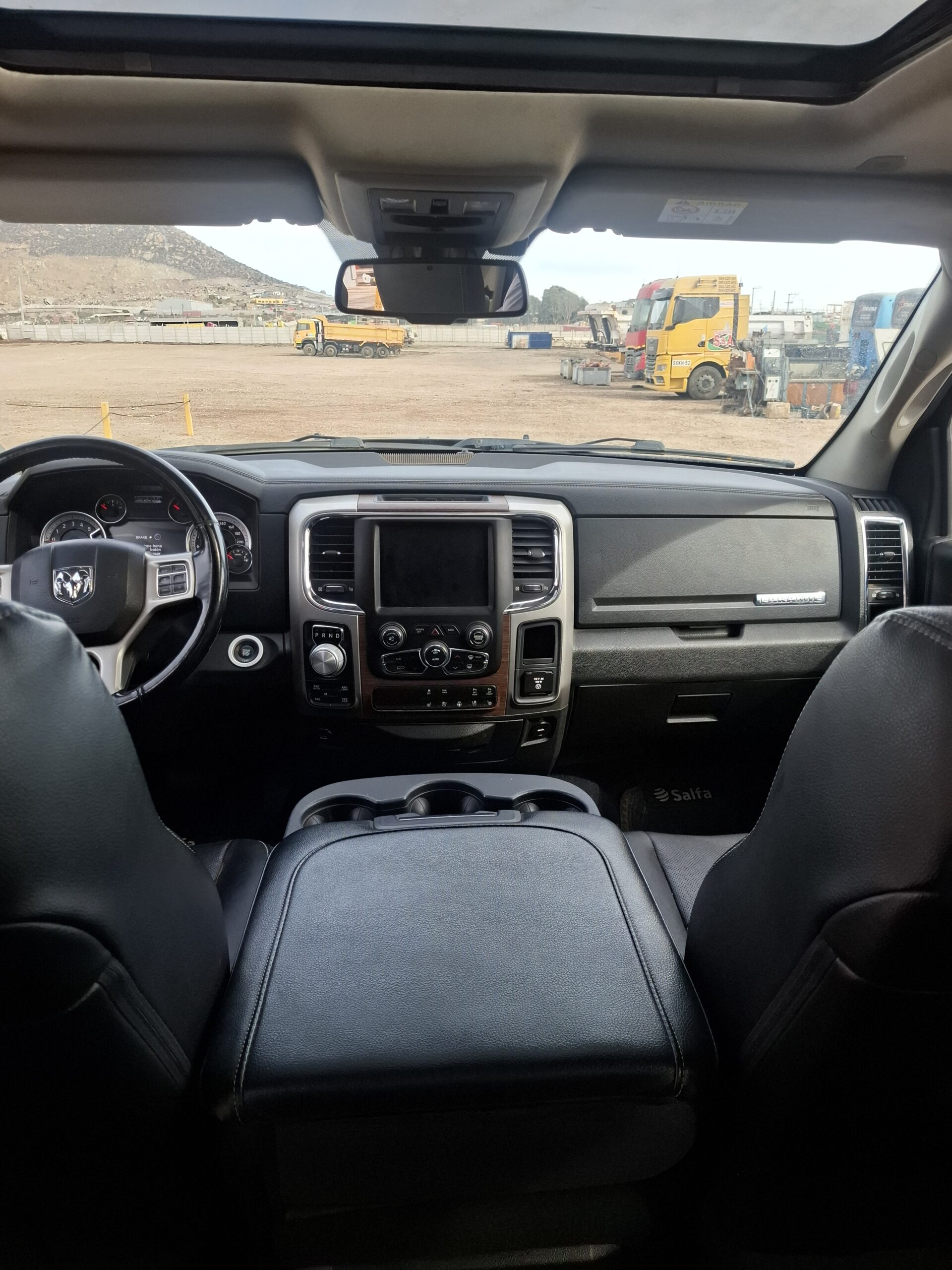 CAMIONETA RAM 1500 LARAMIE - 2020 - Imagen 17