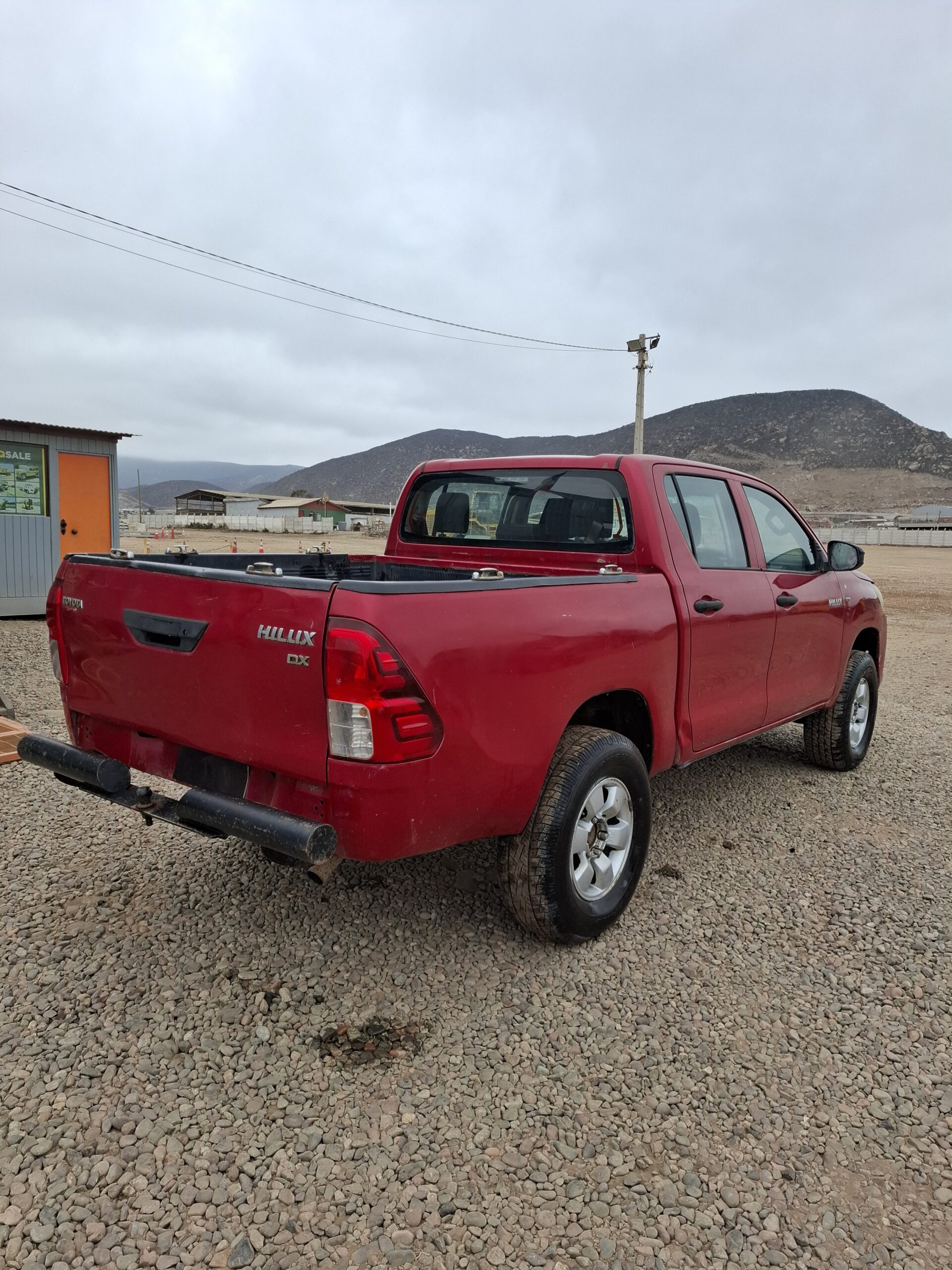 CAMIONETA TOYOTA HILUX DX - 2018 - Imagen 5