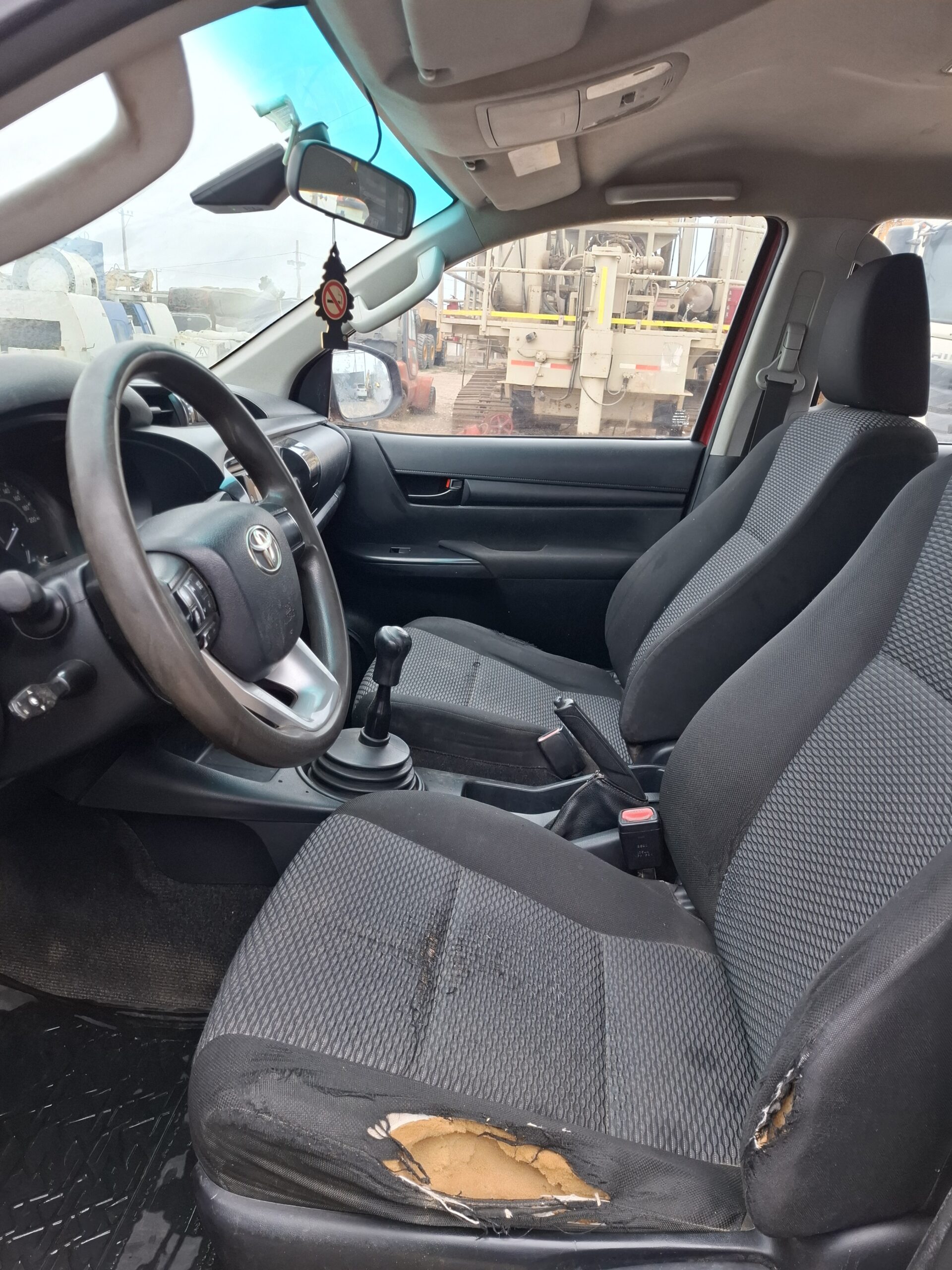 CAMIONETA TOYOTA HILUX DX - 2018 - Imagen 9