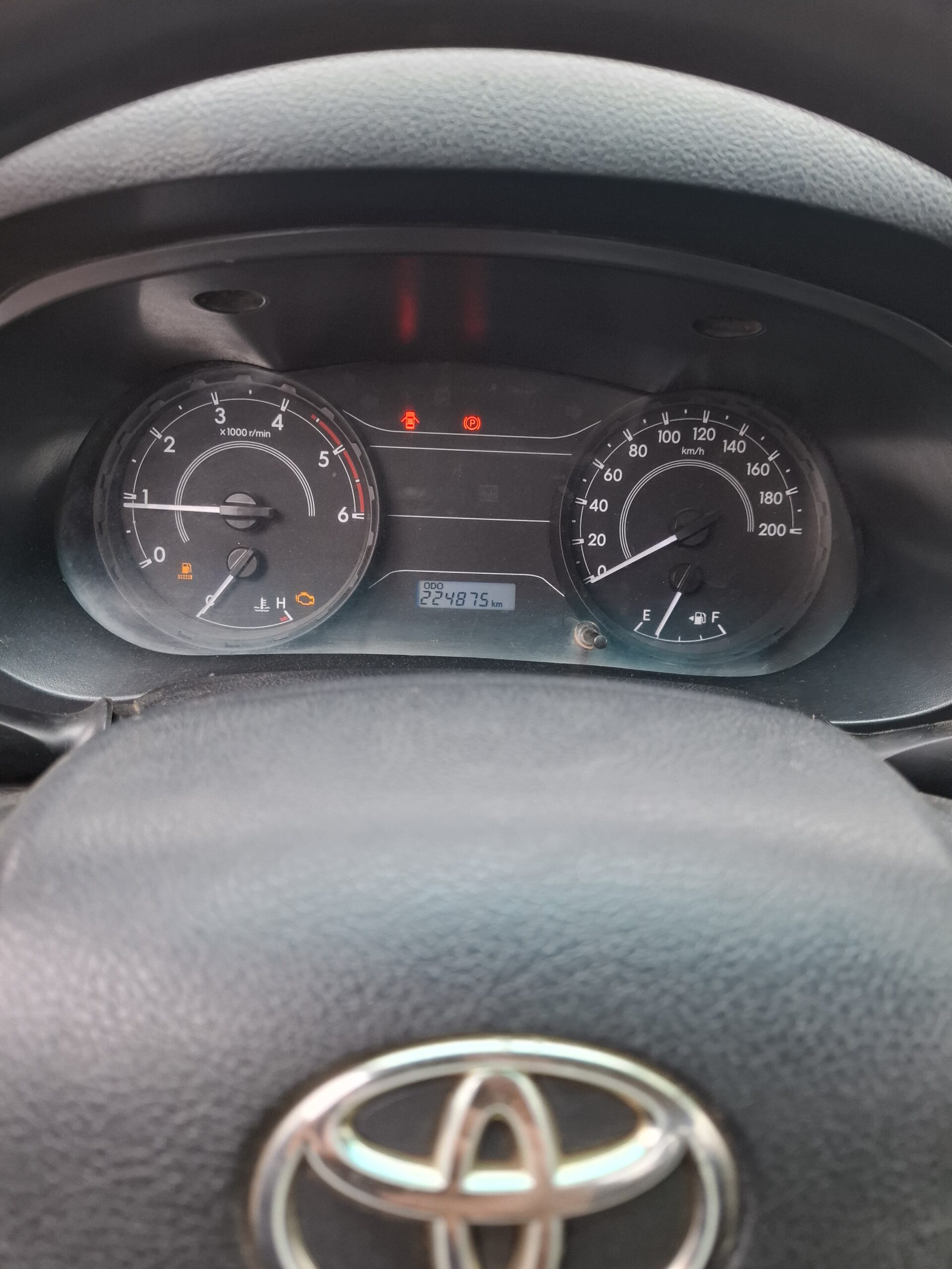 CAMIONETA TOYOTA HILUX DX - 2018 - Imagen 11