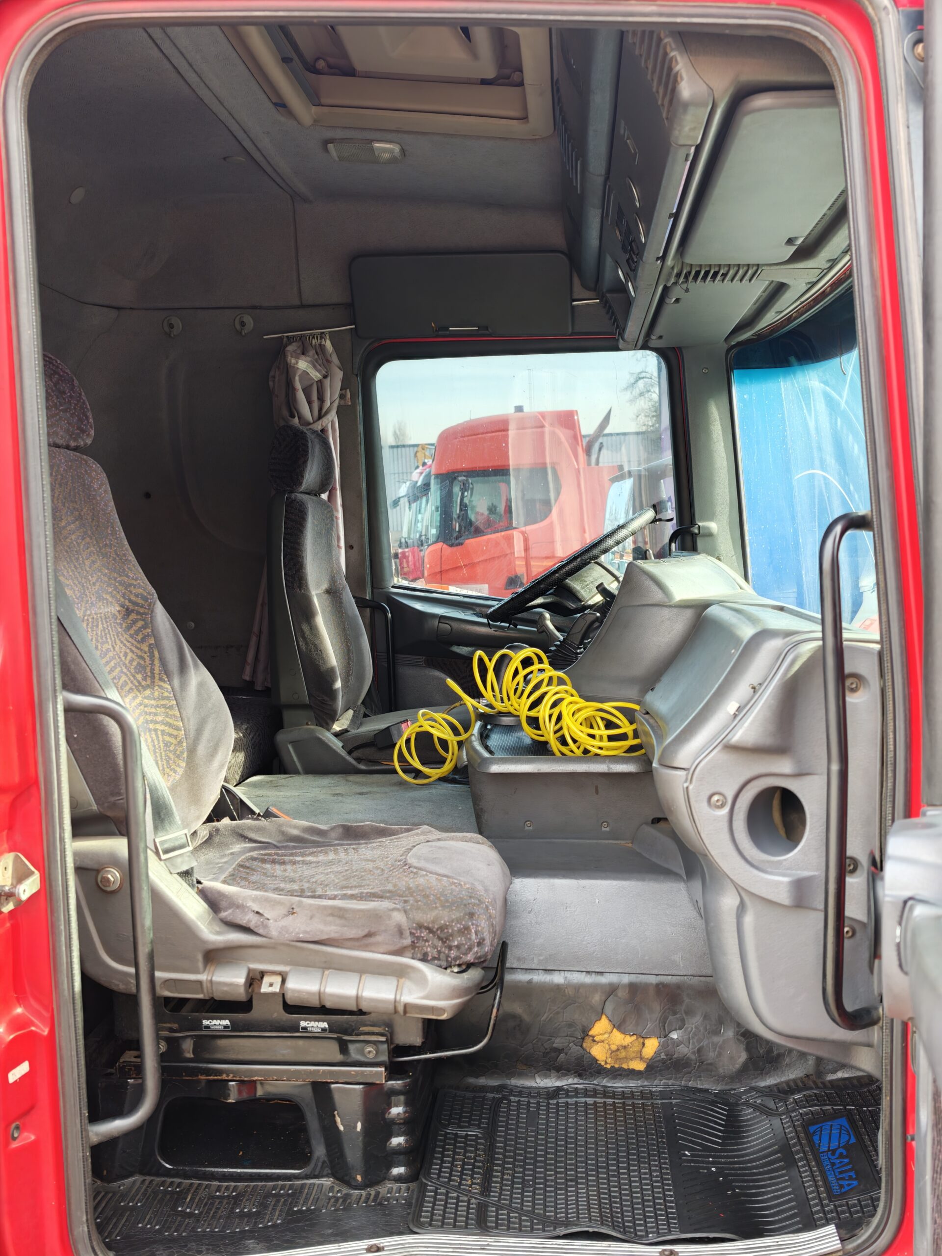 TRACTOCAMIÓN SCANIA R124 - 2005 - Imagen 16