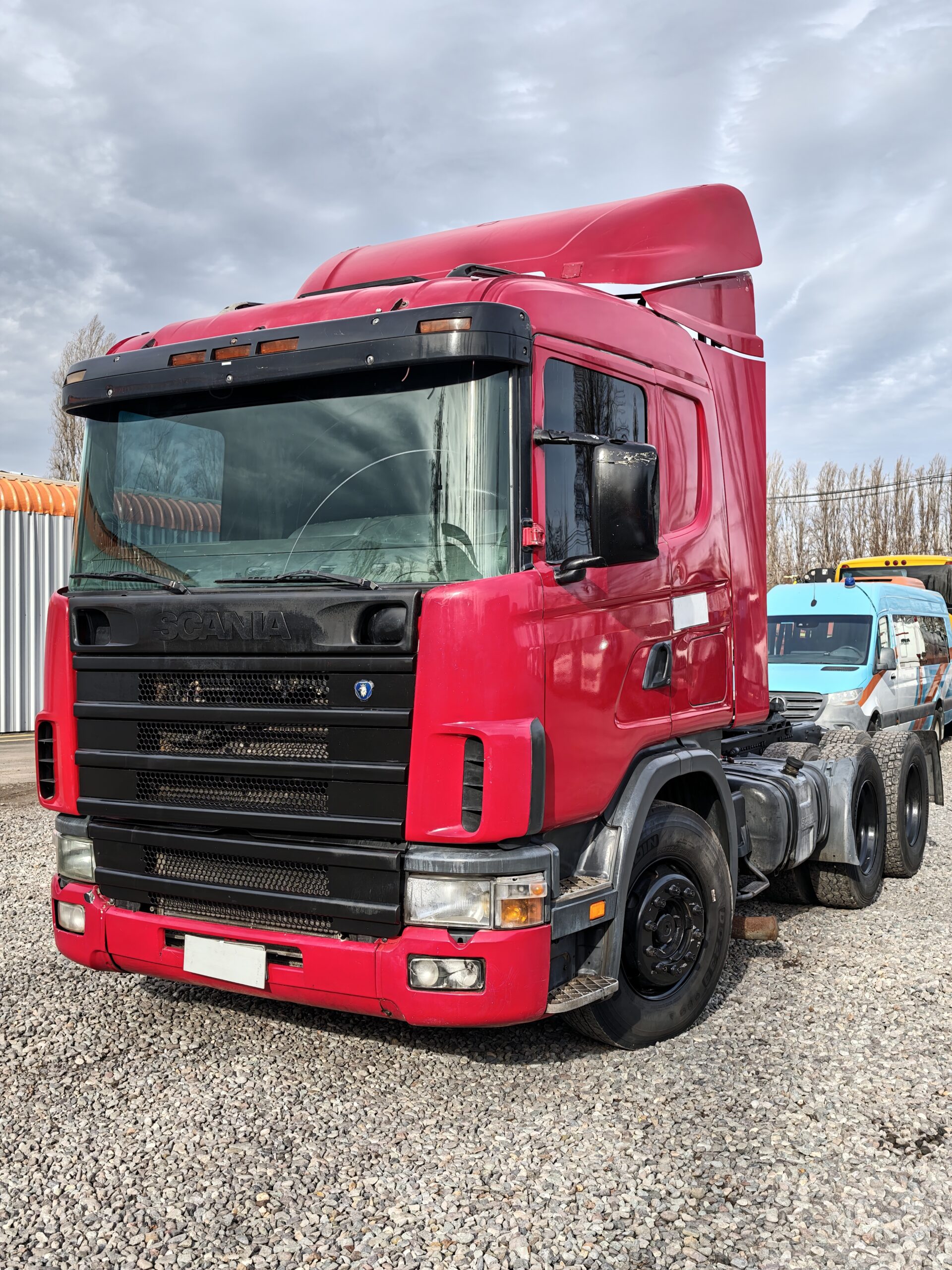 FOTO DE TRACTOCAMIÓN SCANIA R124 - 2005