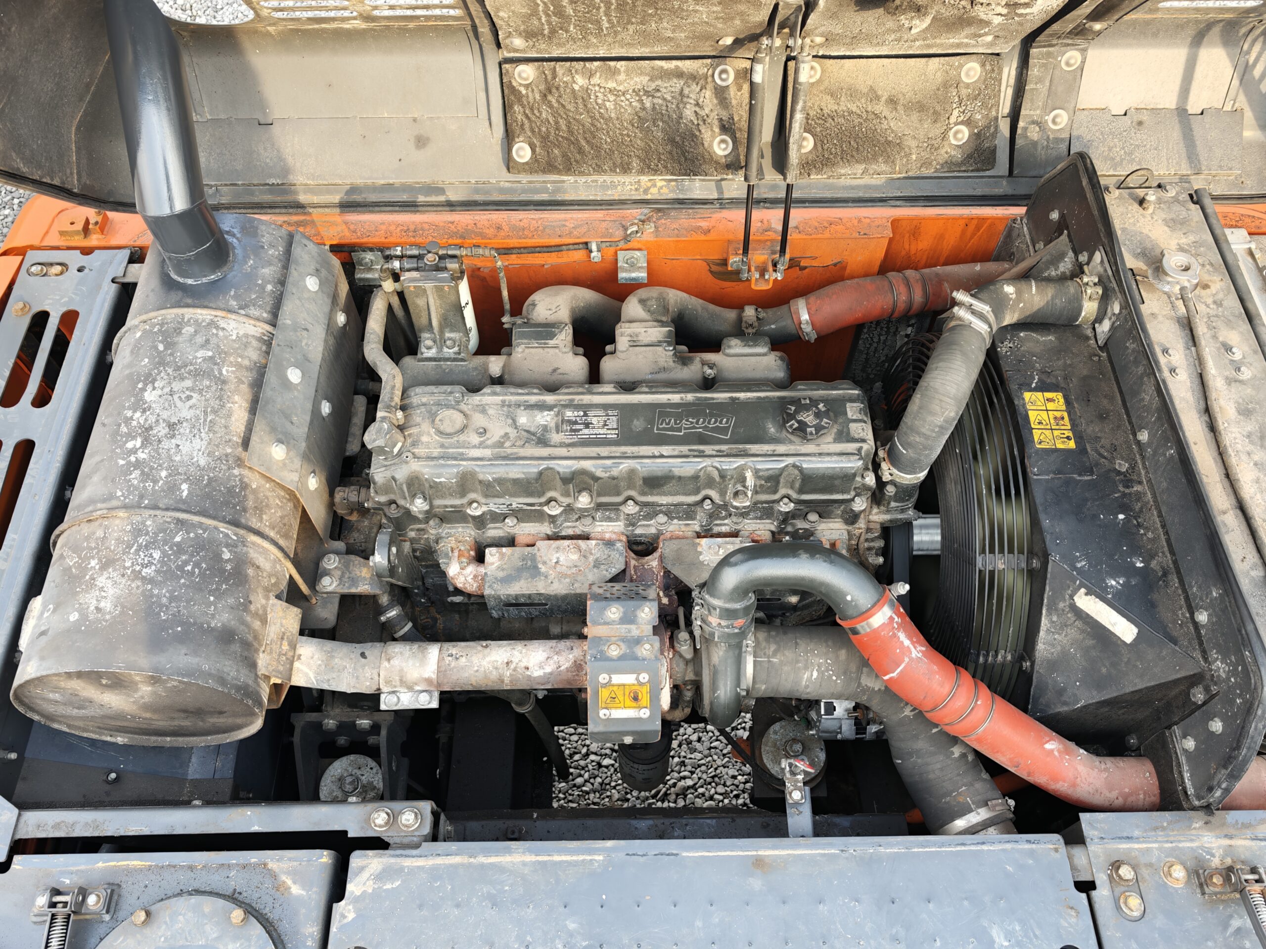 EXCAVADORA DOOSAN DX300LC - 2026 - Imagen 18