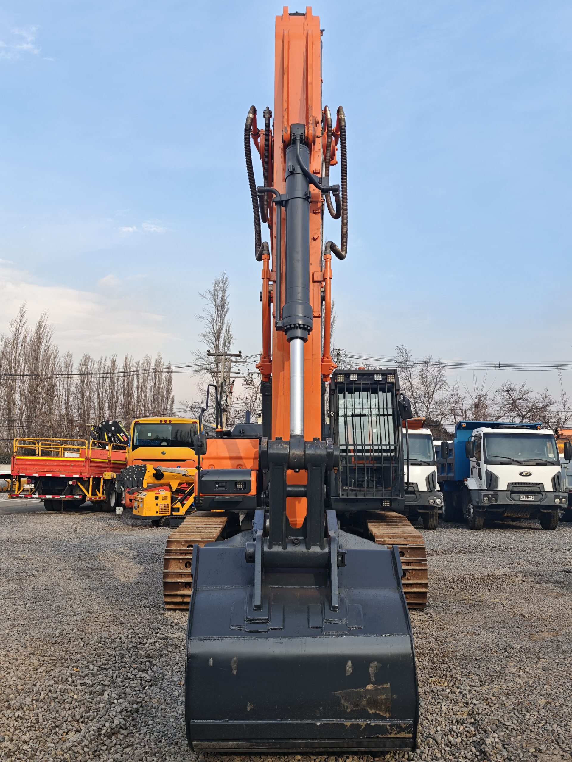 EXCAVADORA DOOSAN DX300LC - 2026 - Imagen 8
