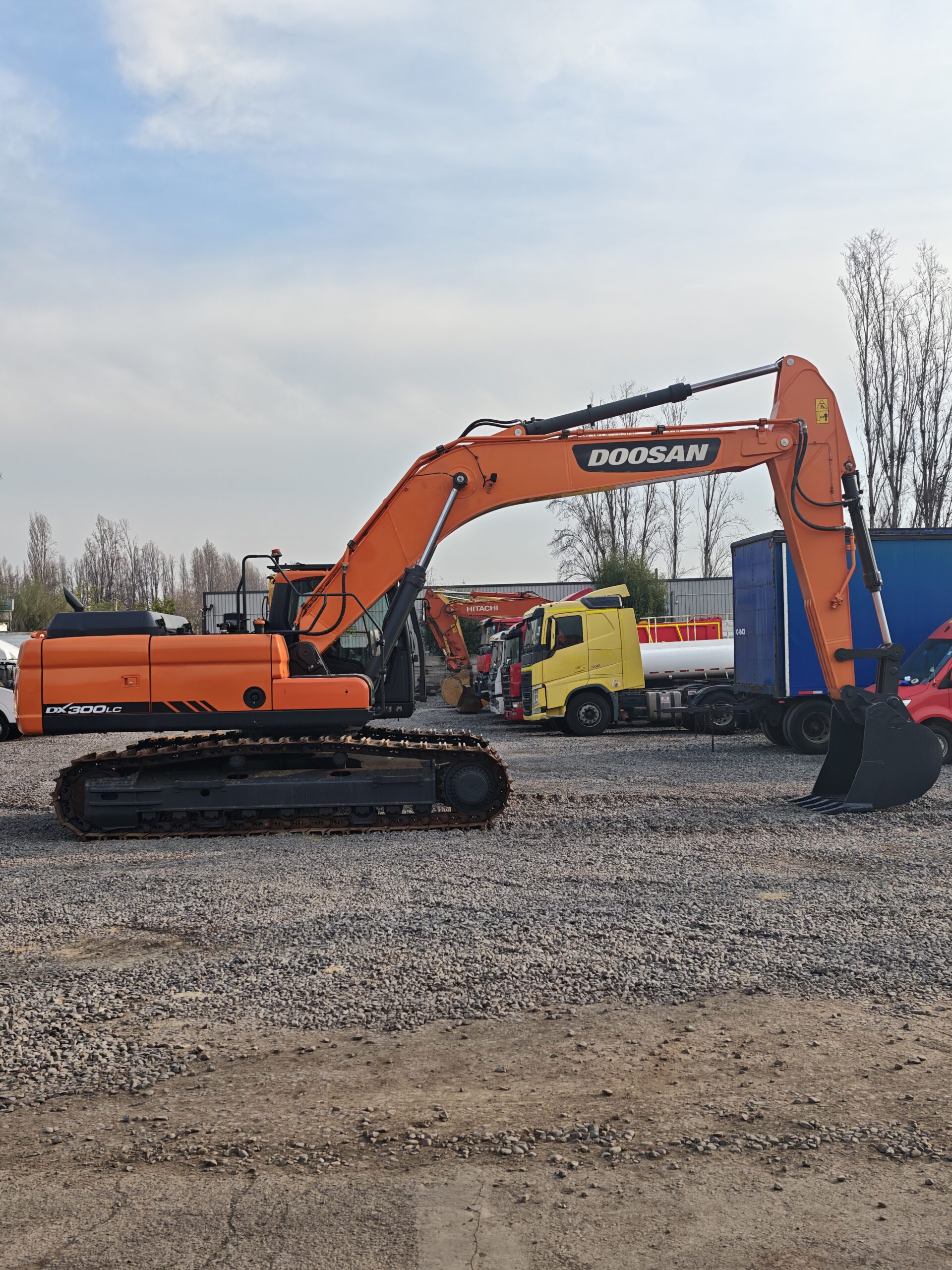 EXCAVADORA DOOSAN DX300LC - 2026 - Imagen 6