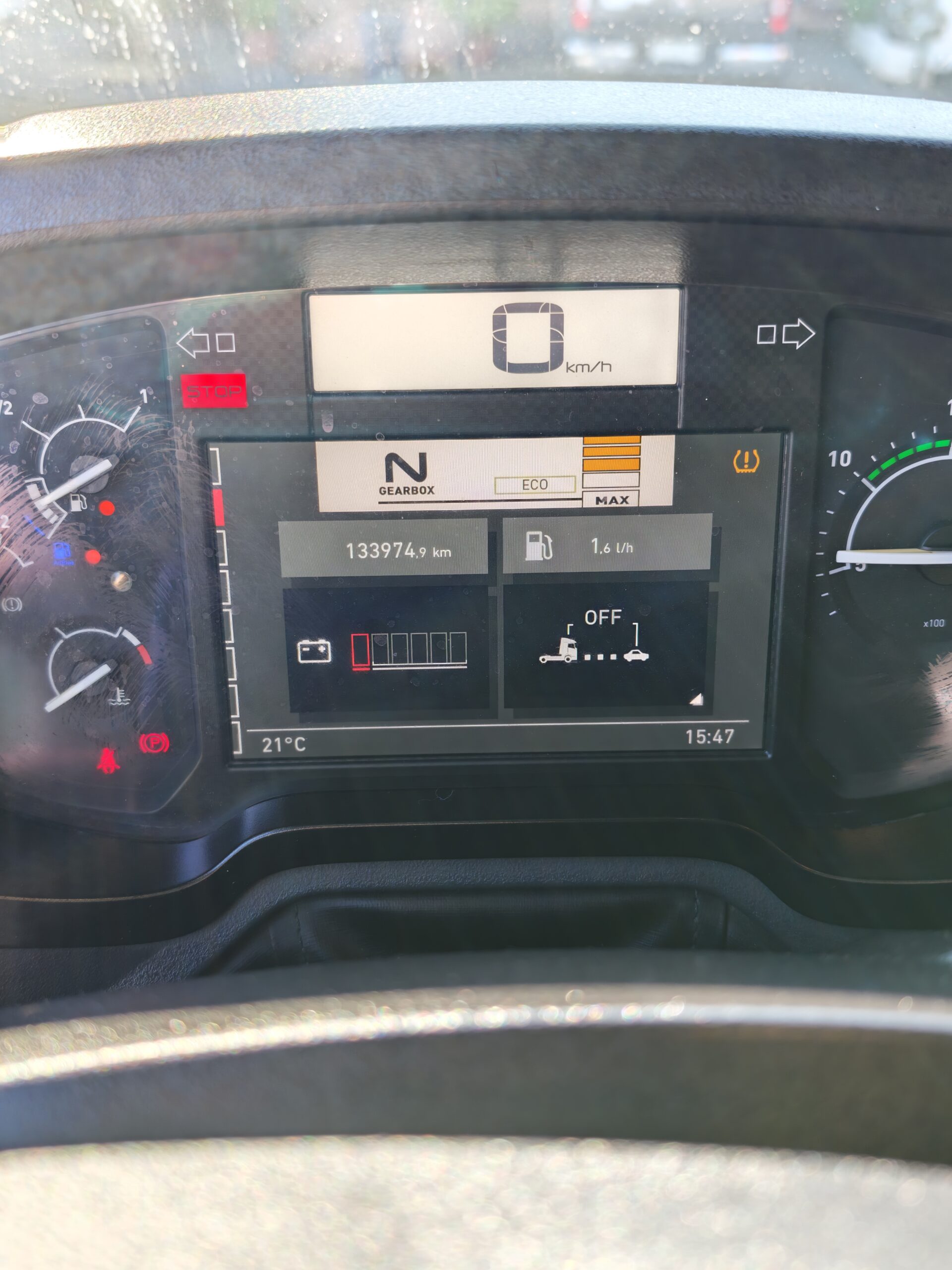 TRACTOCAMIÓN RENAULT T520 - 2024 - Imagen 16