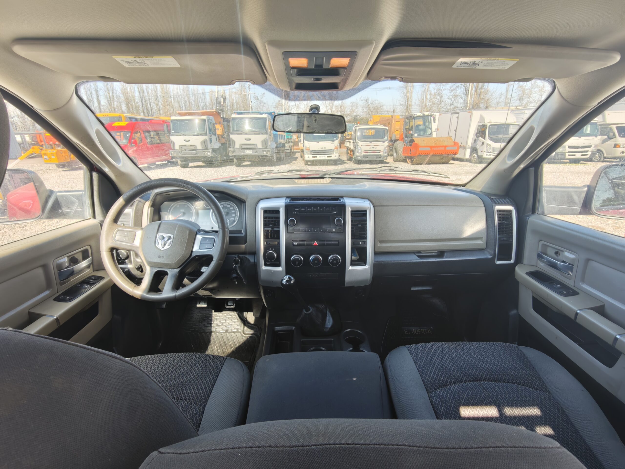 CAMIONETA DODGE RAM 3500 - 2011 - Imagen 13