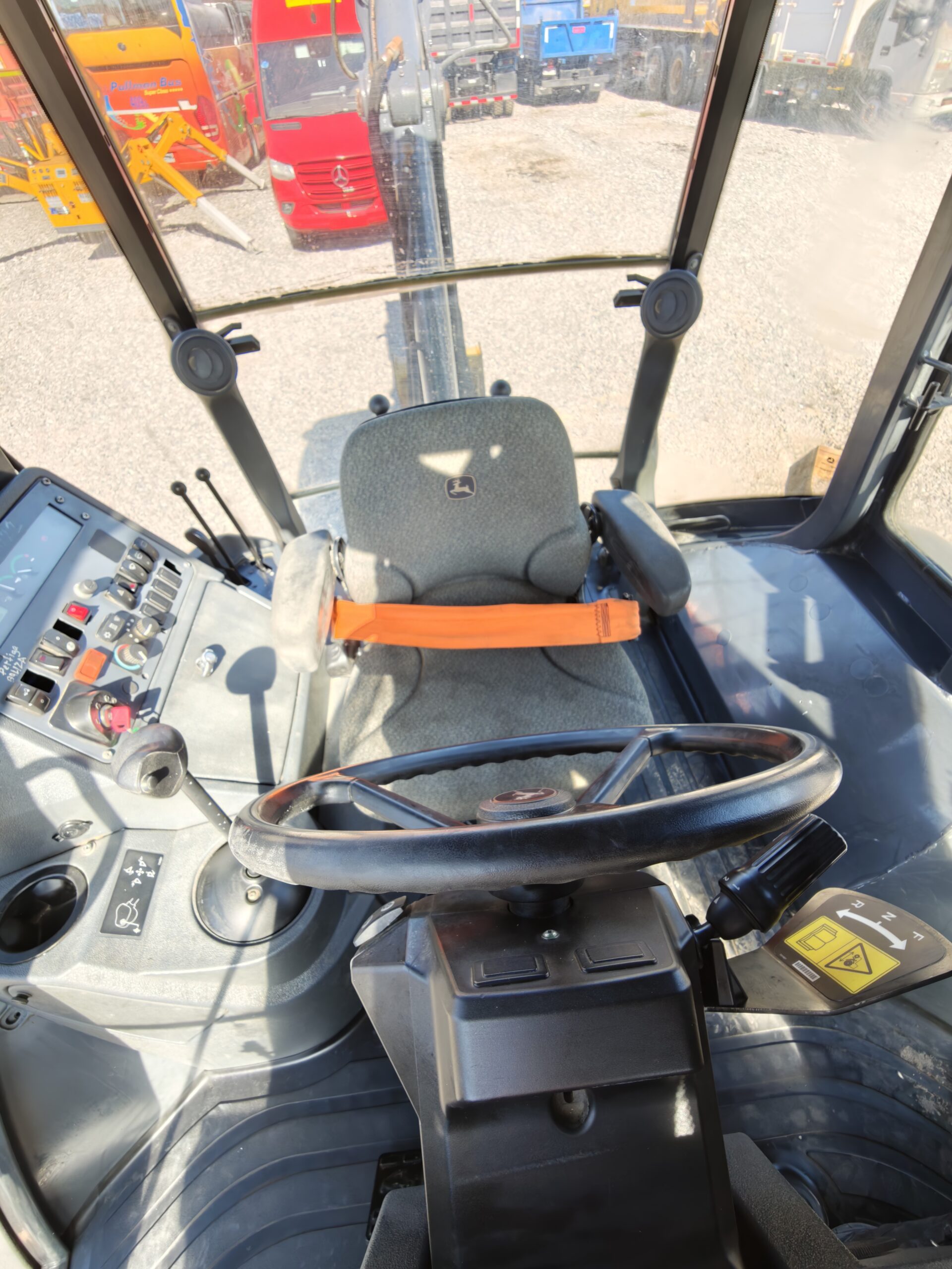 RETROEXCAVADORA JOHN DEERE 310L – 2022 - Imagen 13