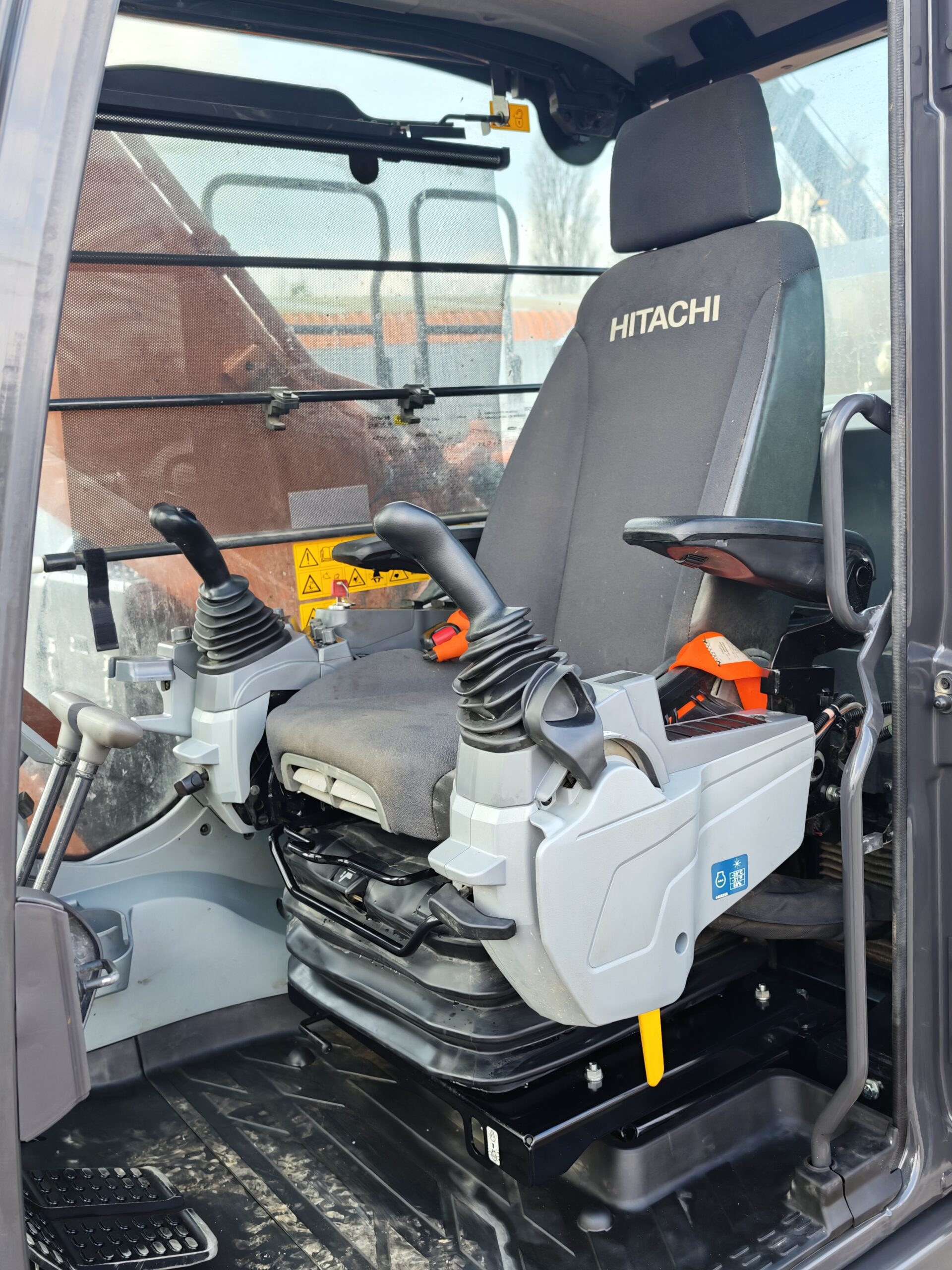 EXCAVADORA HITACHI ZX300LC-7H - 2026 - Imagen 10