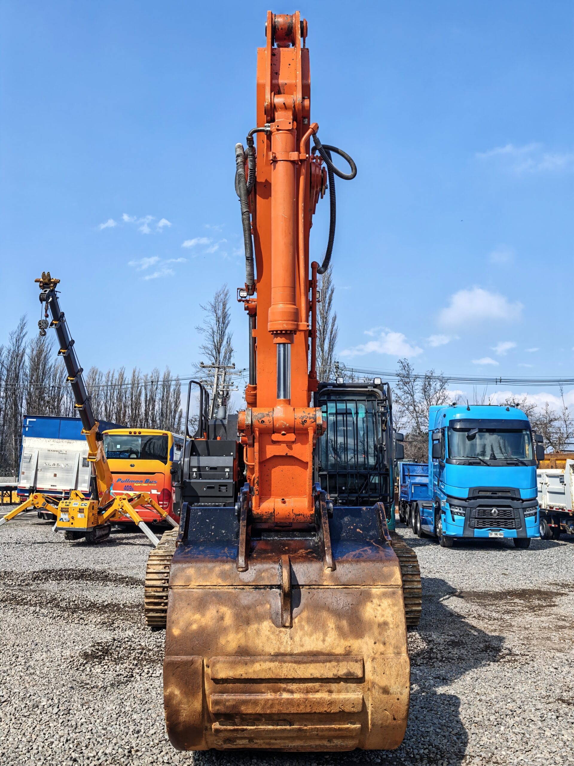 EXCAVADORA HITACHI ZX300LC-7H - 2026 - Imagen 8