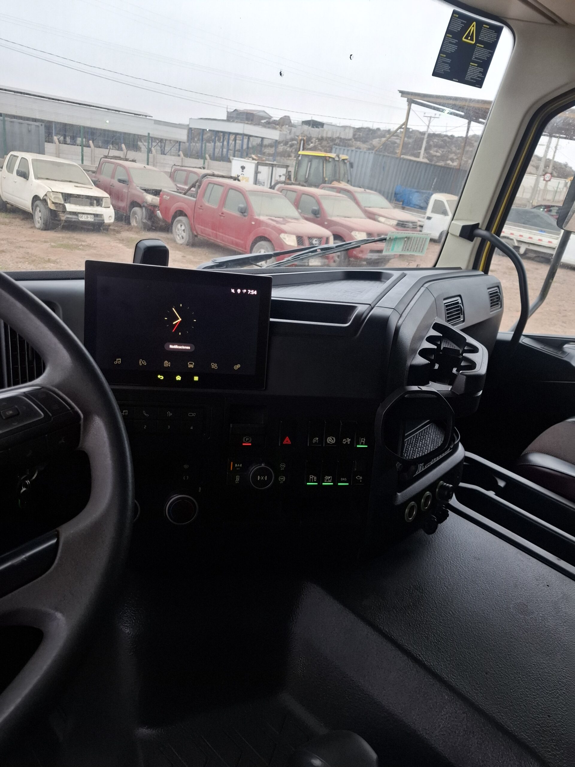 TRACTOCAMIÓN VOLVO FMX500 - 2023 - Imagen 12