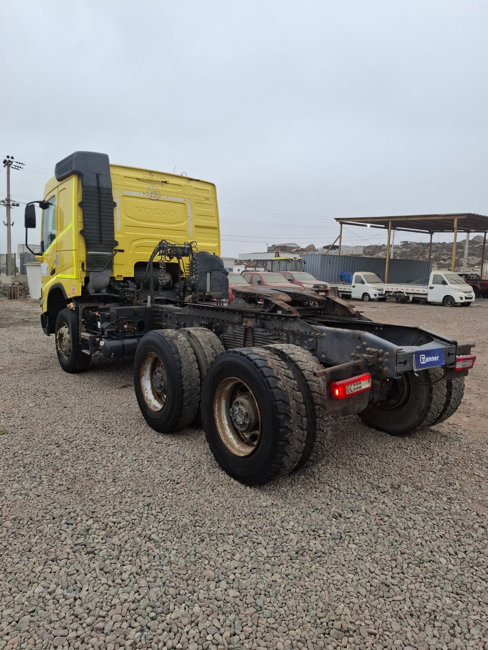 TRACTOCAMIÓN VOLVO FMX500 - 2023 - Imagen 3