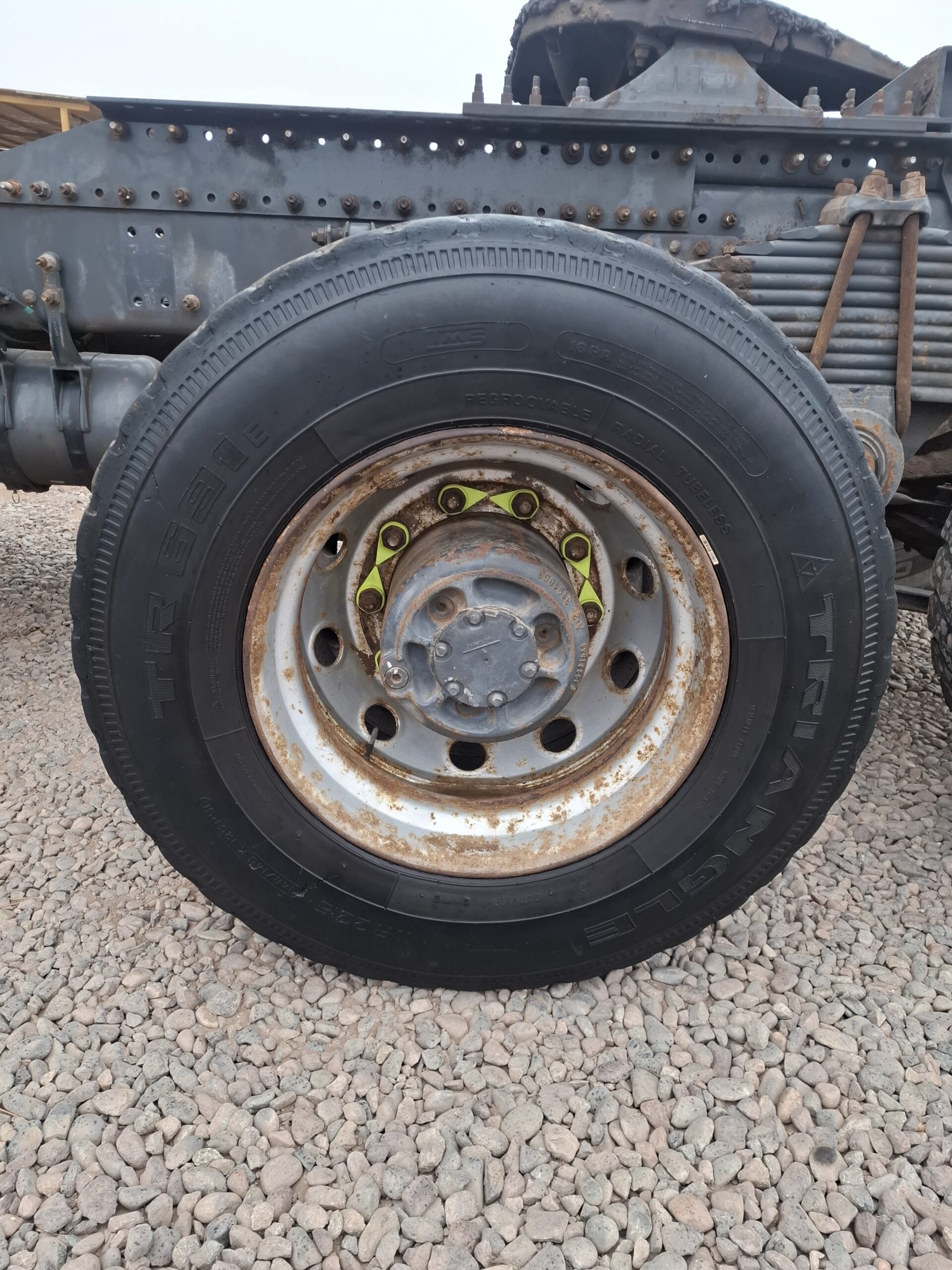 TRACTOCAMIÓN VOLVO FMX500 - 2023 - Imagen 19