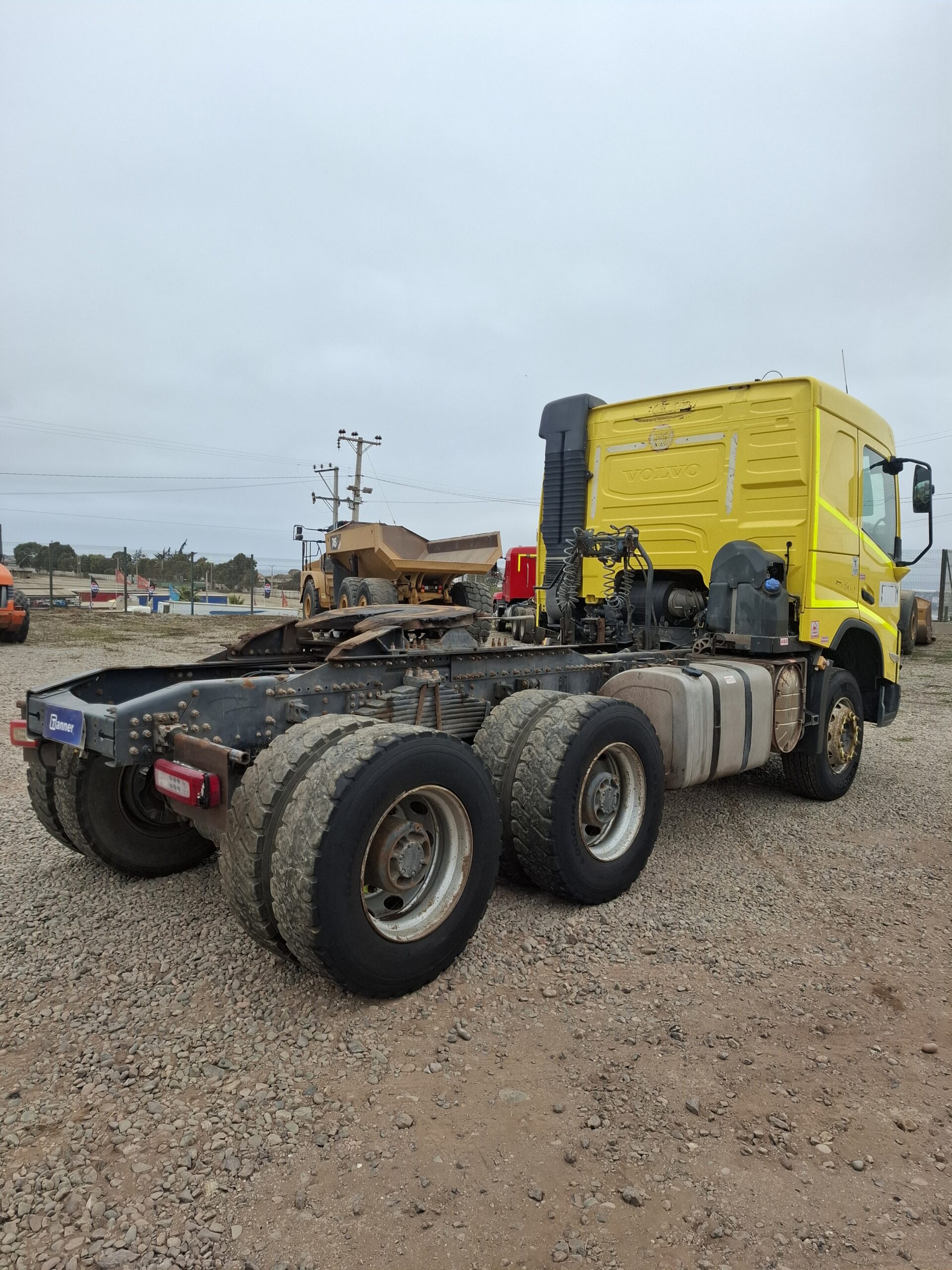 TRACTOCAMIÓN VOLVO FMX500 - 2023 - Imagen 5