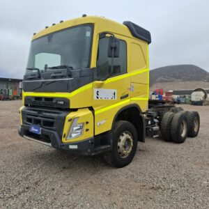 FOTO DE TRACTOCAMIÓN VOLVO FMX500 - 2023
