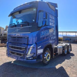 FOTO DE TRACTOCAMIÓN VOLVO FH540 - 2022