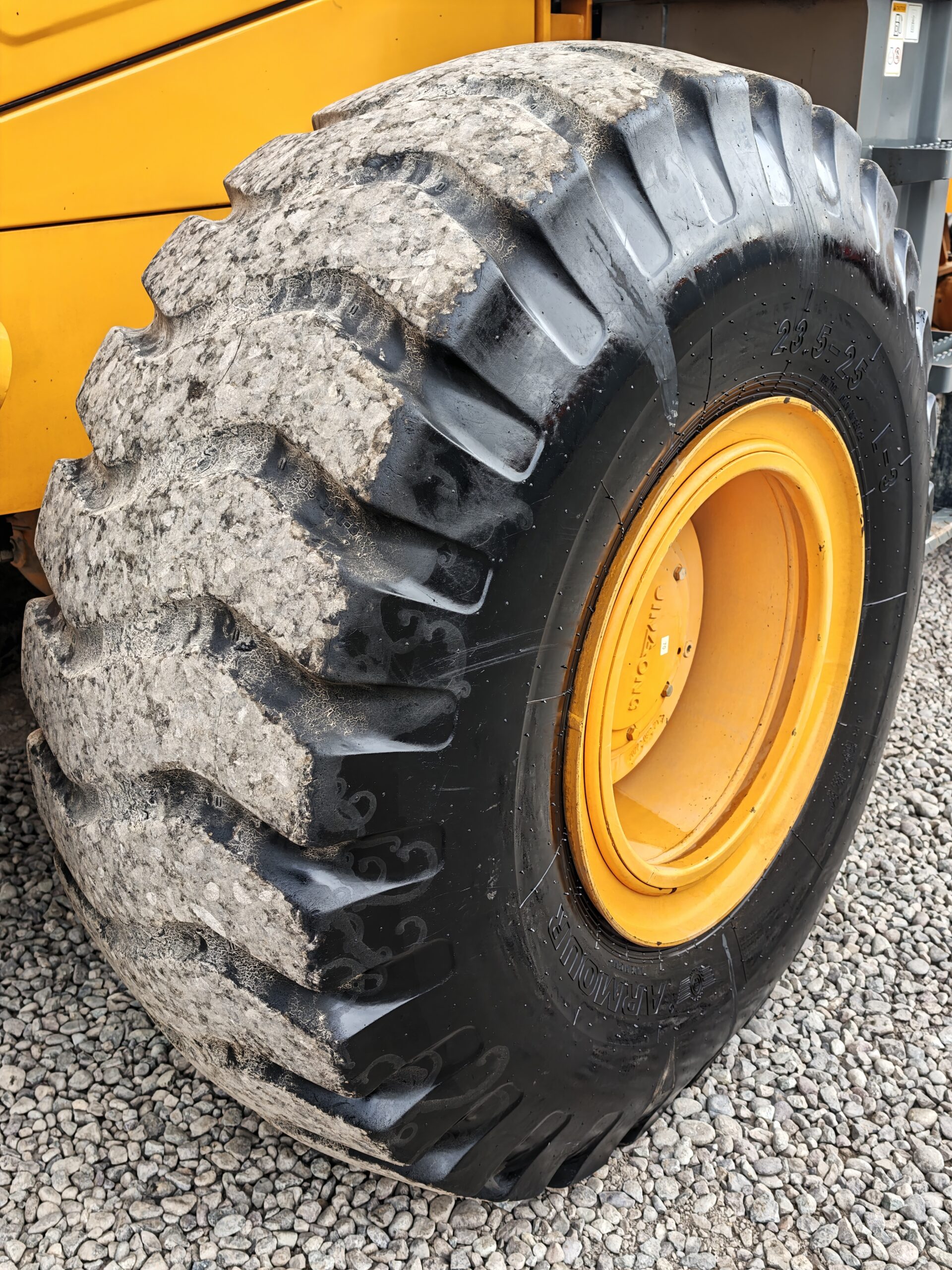 CARGADOR FRONTAL CLINTON 557G - 2025 - Imagen 21