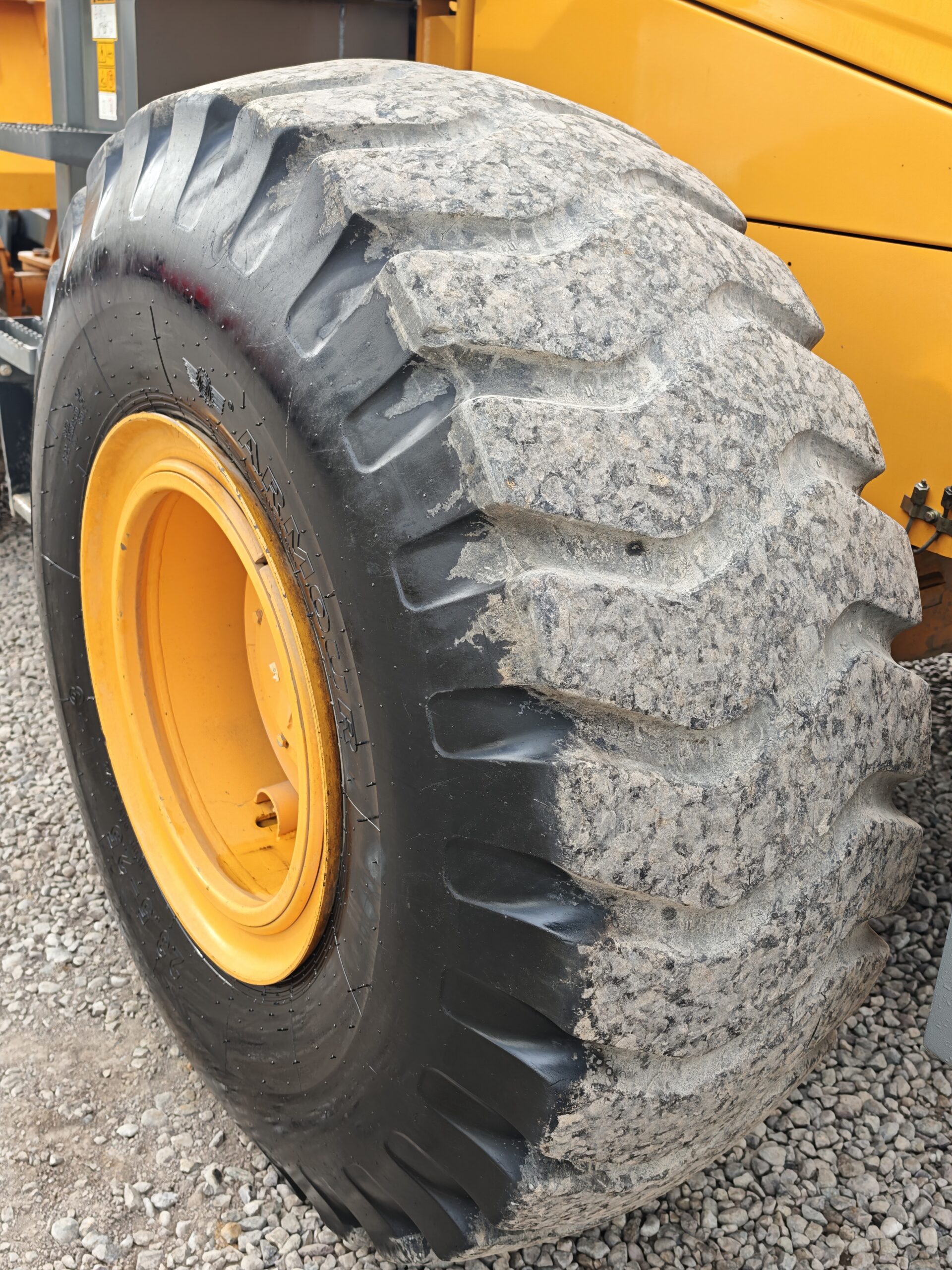 CARGADOR FRONTAL CLINTON 557G - 2025 - Imagen 20