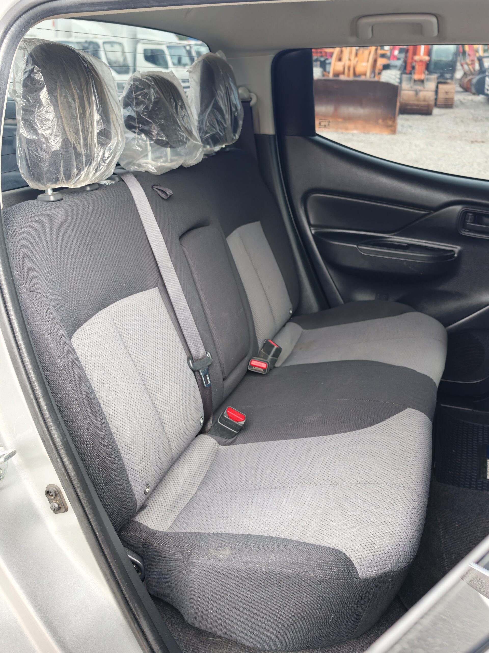 CAMIONETA MITSUBISHI L200 WORK CR - 2024 - Imagen 13