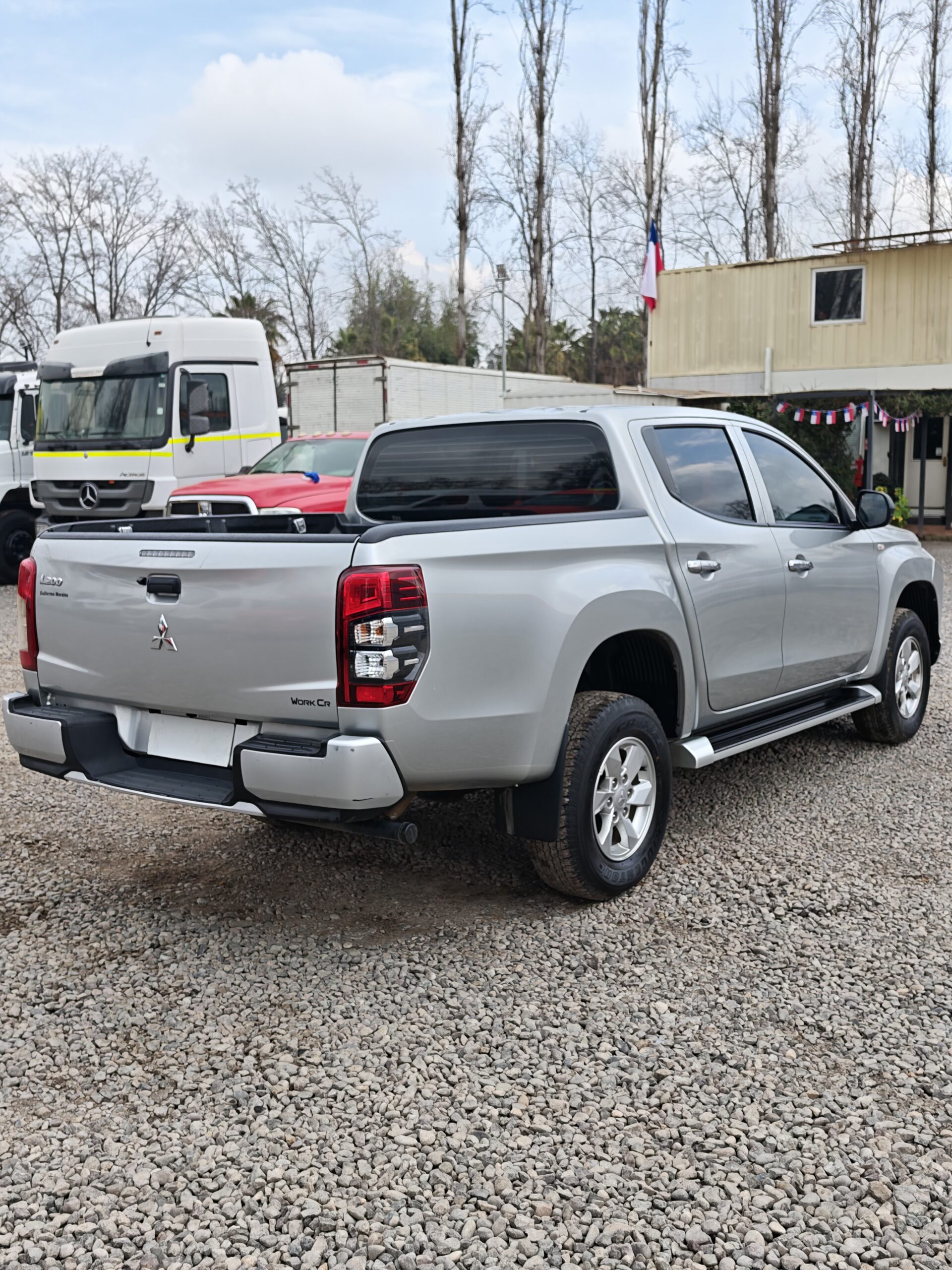 CAMIONETA MITSUBISHI L200 WORK CR - 2024 - Imagen 5