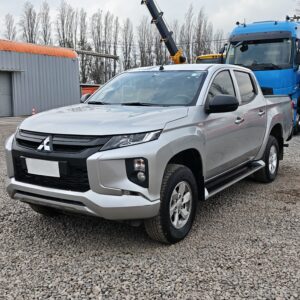 FOTO DE CAMIONETA MITSUBISHI L200 WORK CR - 2024